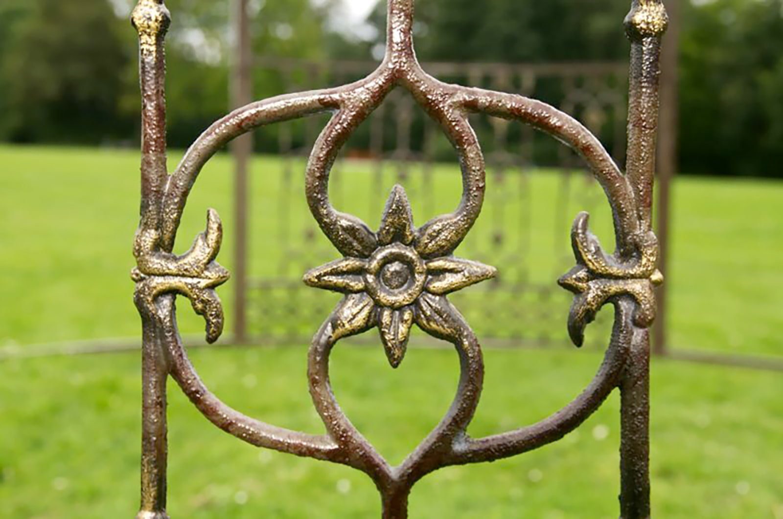 CLP Rosenbogen Romantik, Runder Luxuspavillon, Eisen, Handarbeit