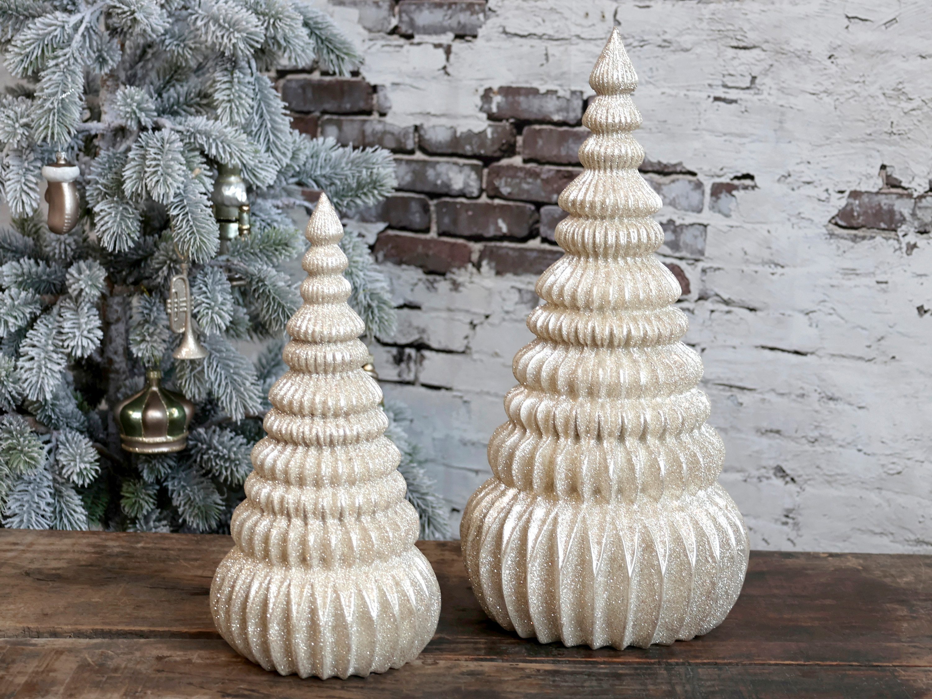 Chic Antique Weihnachtsfigur Nostalgischer Weihnachtsbaum Polyresin Glitter günstig online kaufen