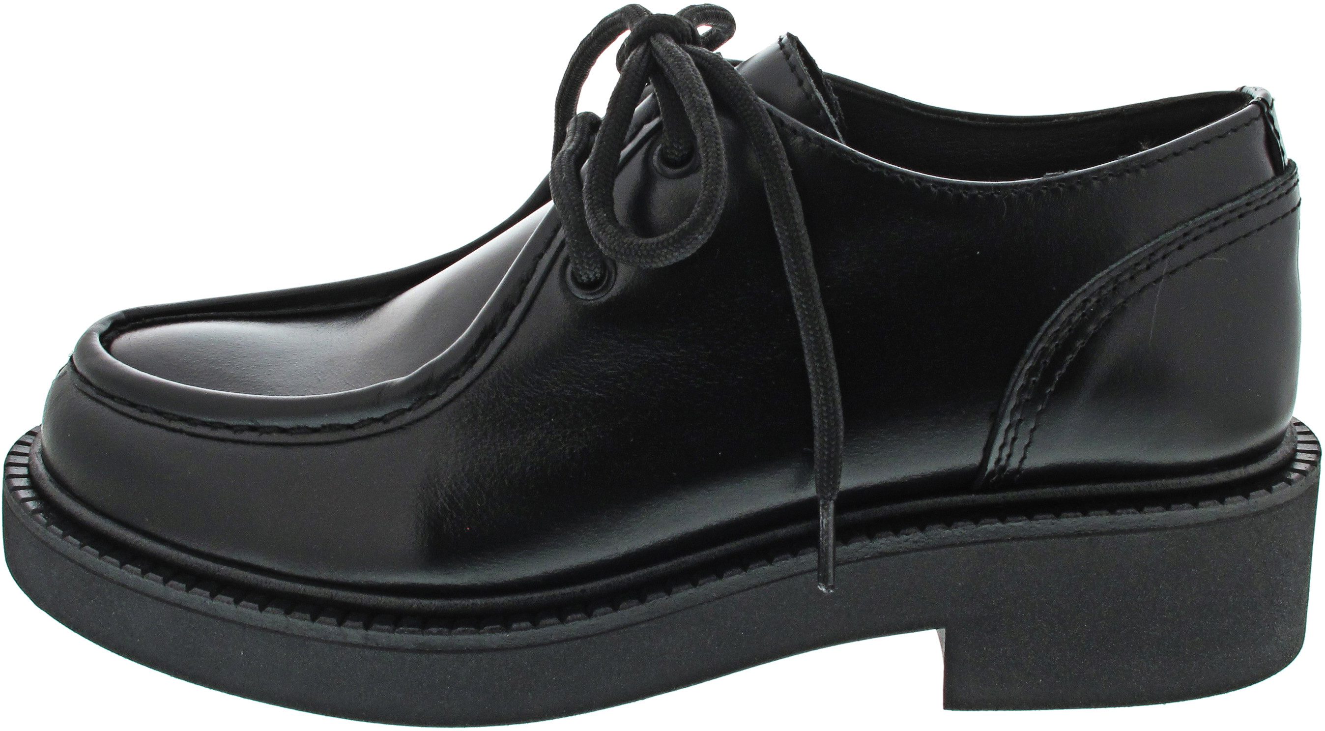 Schnürschuh