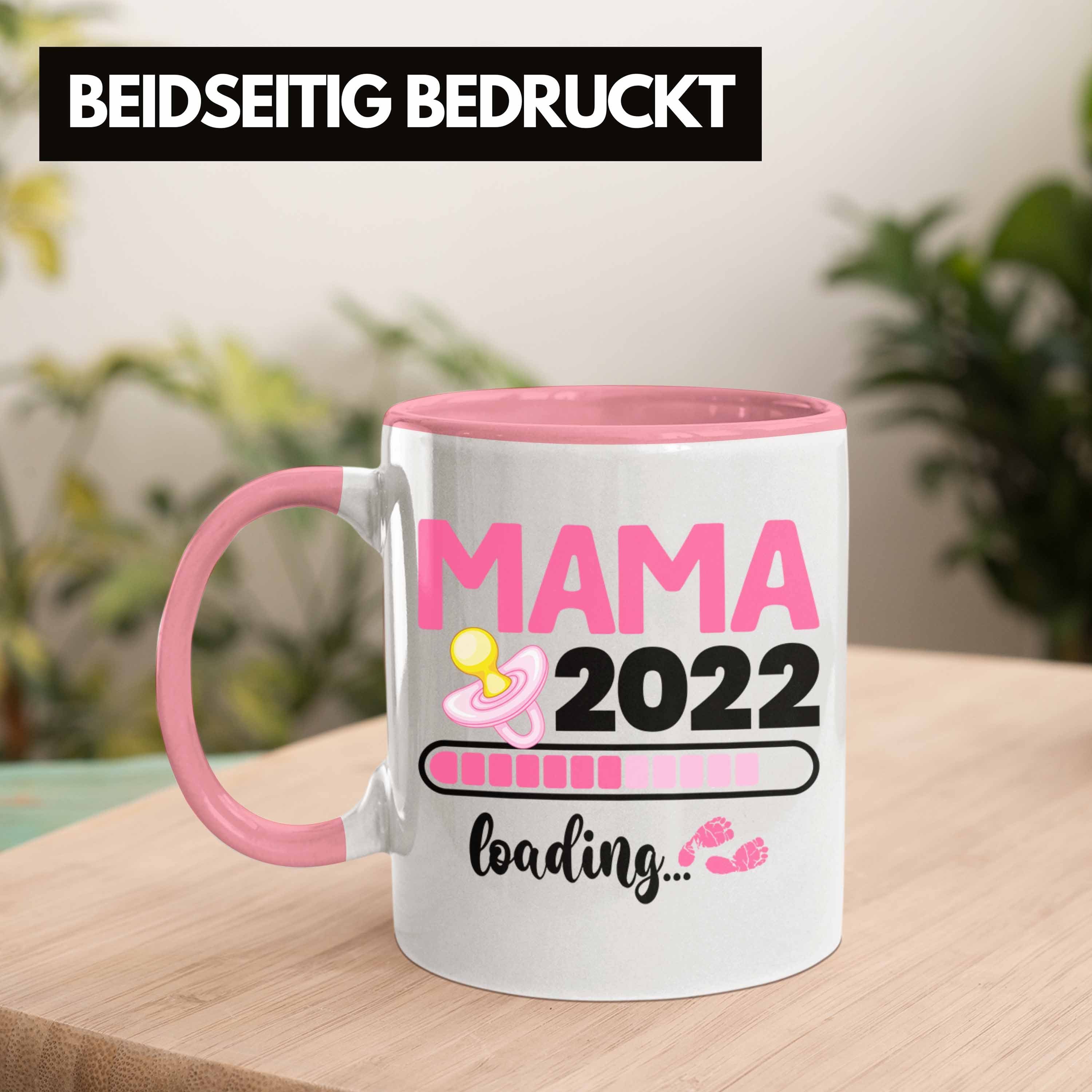 Mama 2022 - Tasse Überraschung Trendation Loading Schwanger Trendation Rosa Tasse Schwangerschaftsverkündung