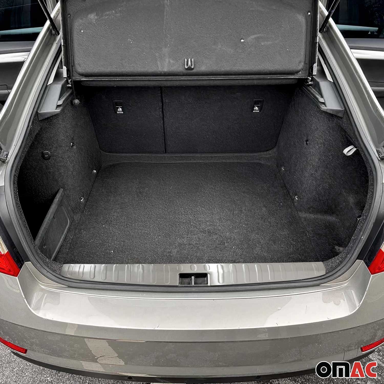 OMAC Ladekantenschutz Innen Ladekantenschutz für Skoda Octavia 5E Kombi 2013-2019 Gebürstet, Zubehör für Skoda Octavia 5E Kombi 2013-2019, Langlebig,Einfache Reinigung,Einfache Installation,Rostbeständig