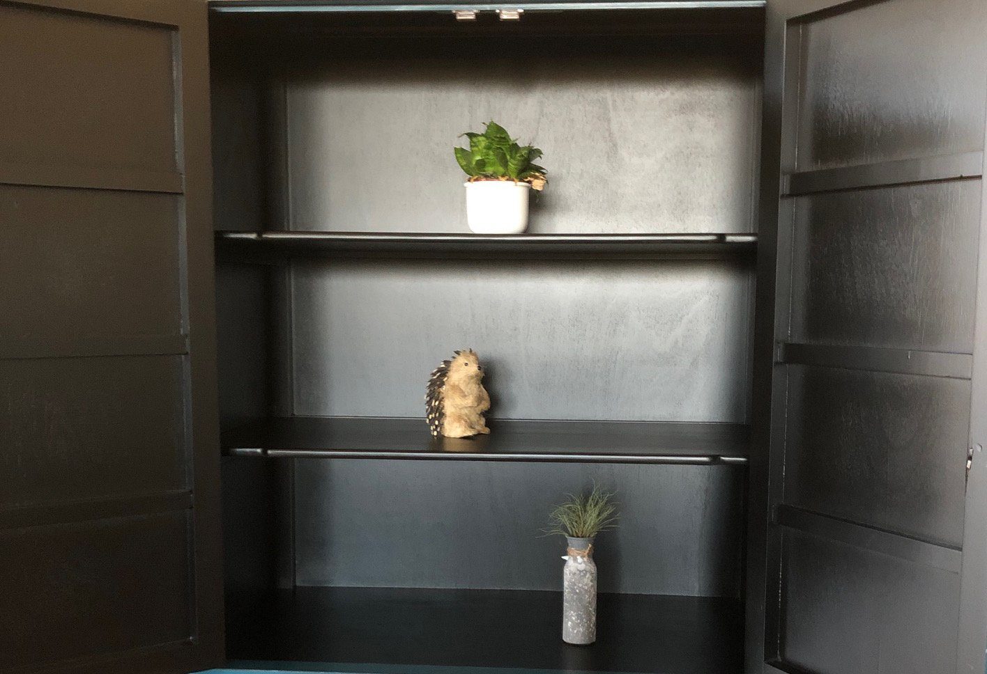 OPIUM OUTLET Kleiderschrank Chinesischer Hochzeitsschrank im Vintage-Stil (Breite x Tiefe x Höhe 105 x 55 x 175 cm, orientalischer Schrank Kommode, Asia Möbel komplett montiert Holz Landhaus-Stil shabby-chic) asiatisch
