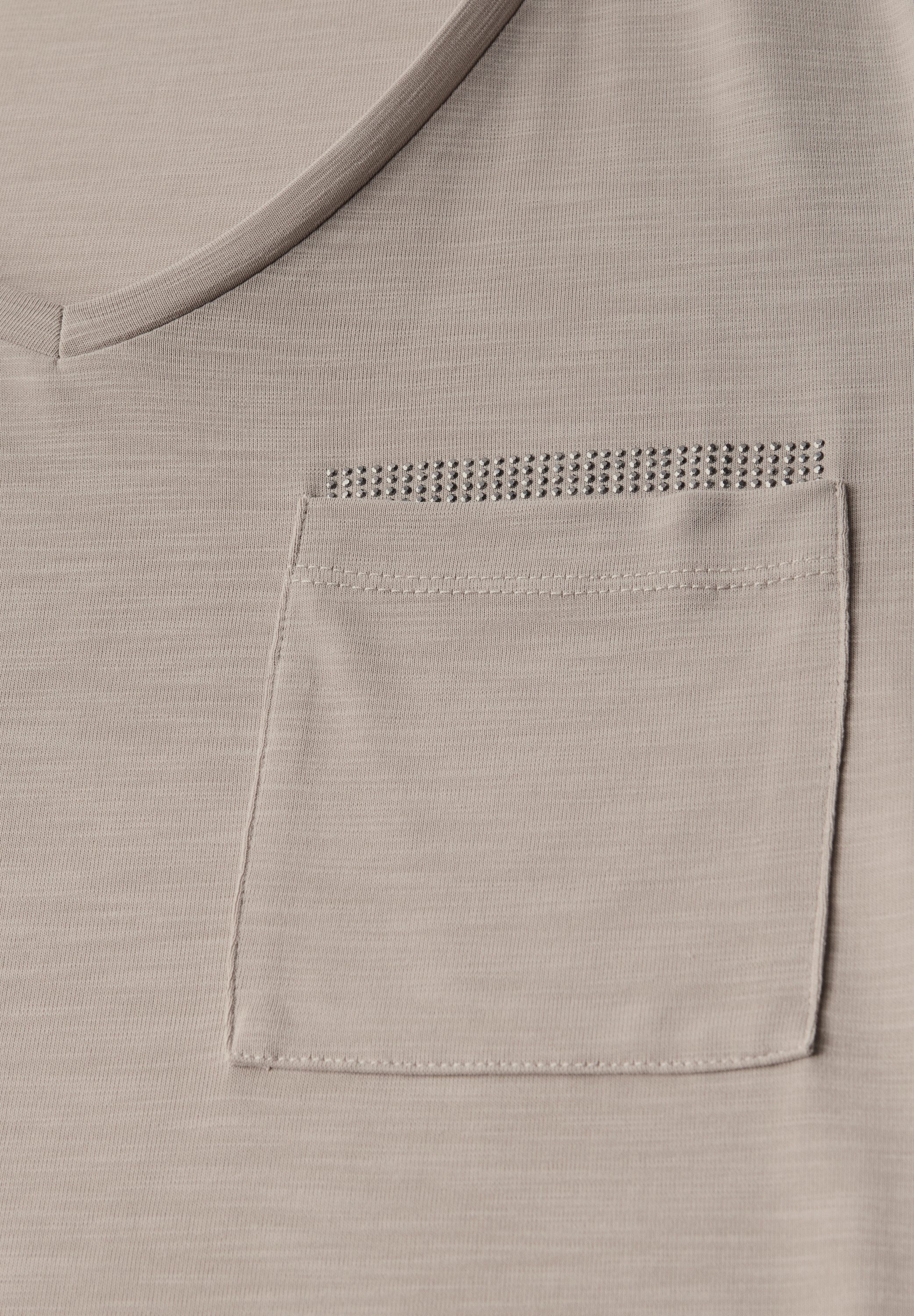 STREET ONE T-Shirt mit Schmuckdetails und V-Ausschnitt