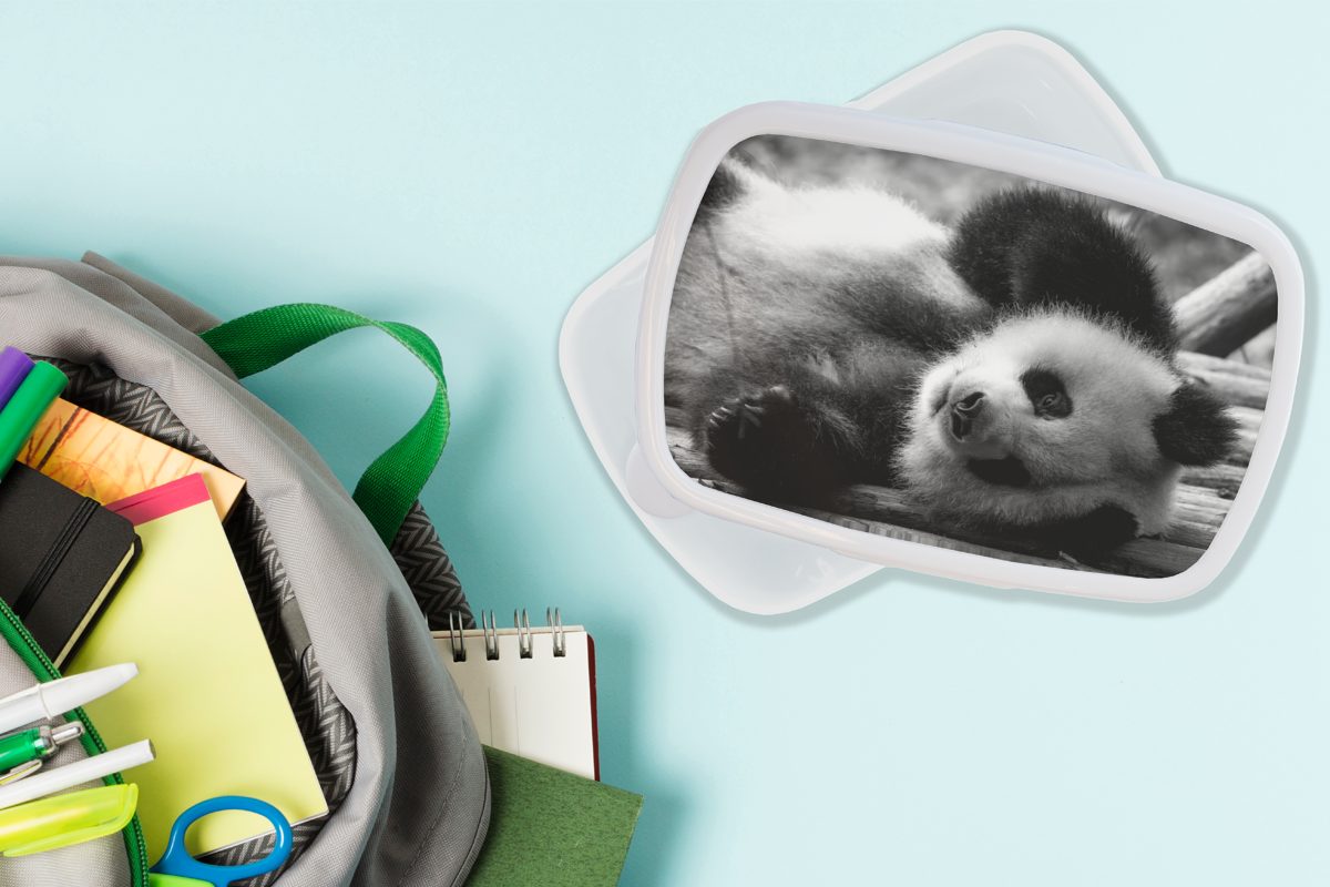 Kunststoff, in weiß, Erwachsene, und für Brotbox MuchoWow Panda Lunchbox rollenden Jungs Kinder (2-tlg), Brotdose, für Mädchen und Tierprofil und schwarz