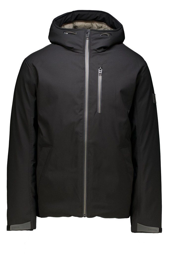 Garcia Winterjacke Garcia Herrenjacke – Schwarze Winterjacke mit Kapuze (1-St)