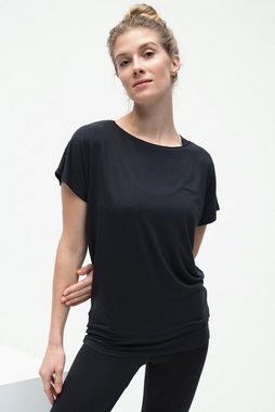 Kismet Yogastyle Yoga & Relax Shirt Yoga T-Shirt Manavi Tee (1-tlg) T-Shirt mit lässigem Schnitt und schmal geschnittener Hüfte.