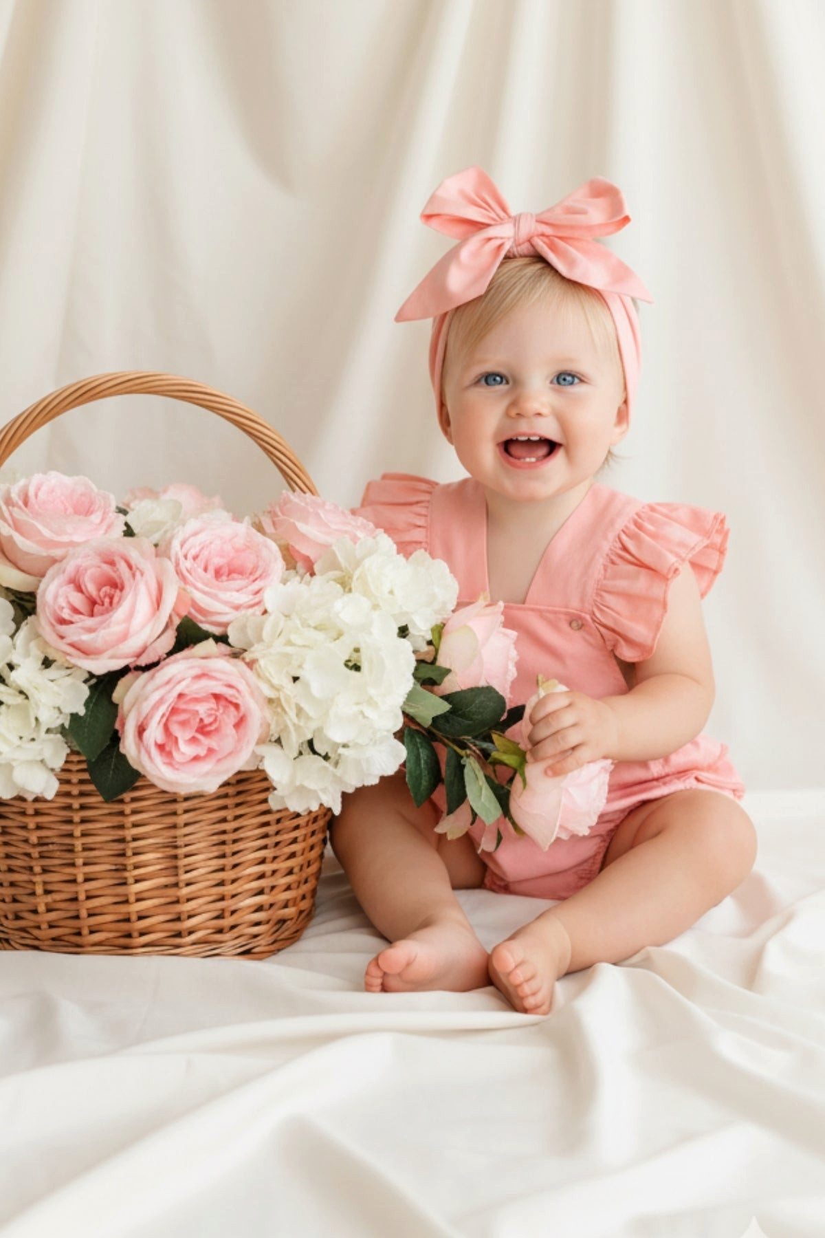 Parla Kids Strampler Entzückende Baby Salopette - lachsfarben - mit Haarband