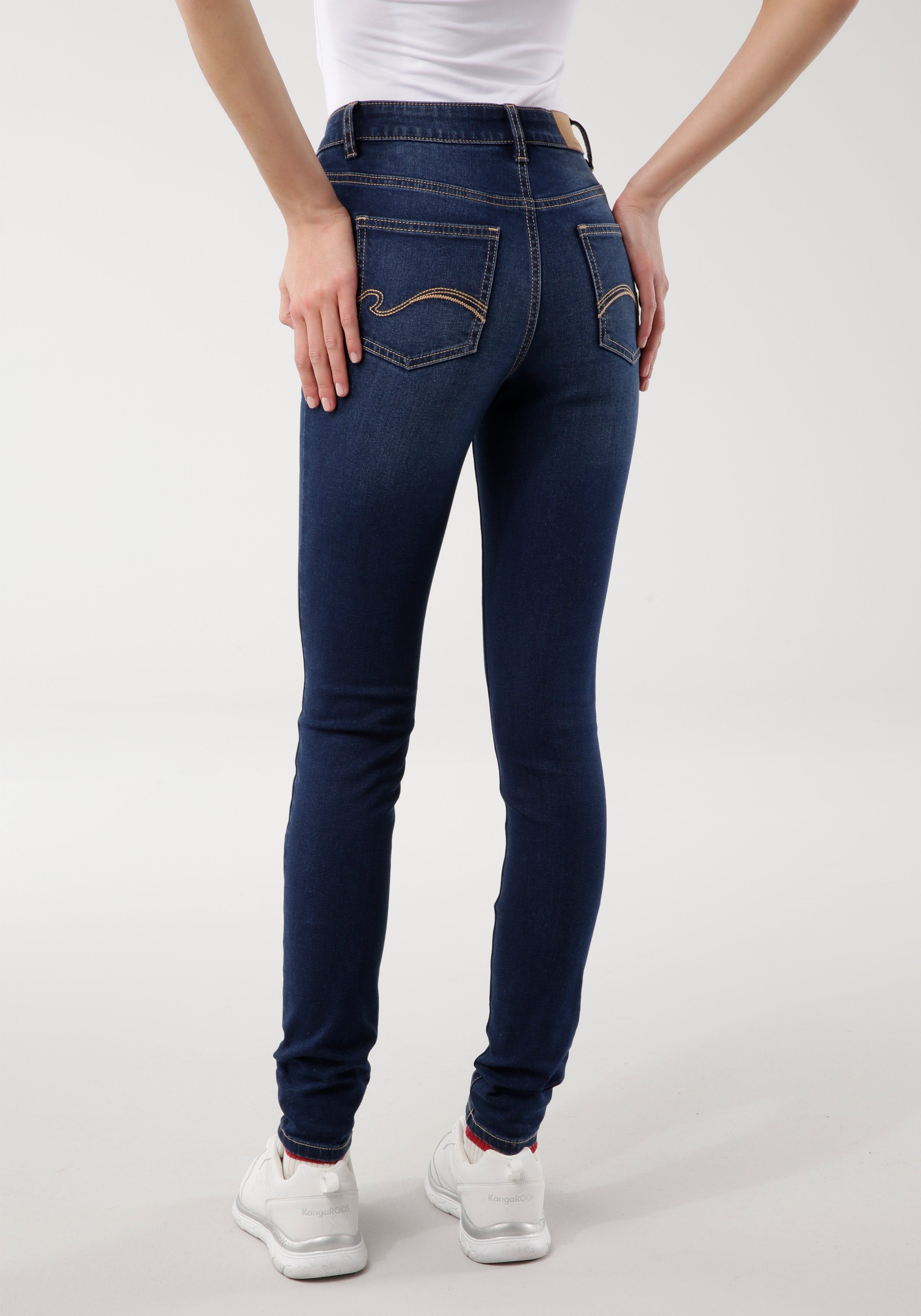 SKINNY HIGH used-Effekt 5-Pocket-Jeans RISE SUPER KangaROOS mit