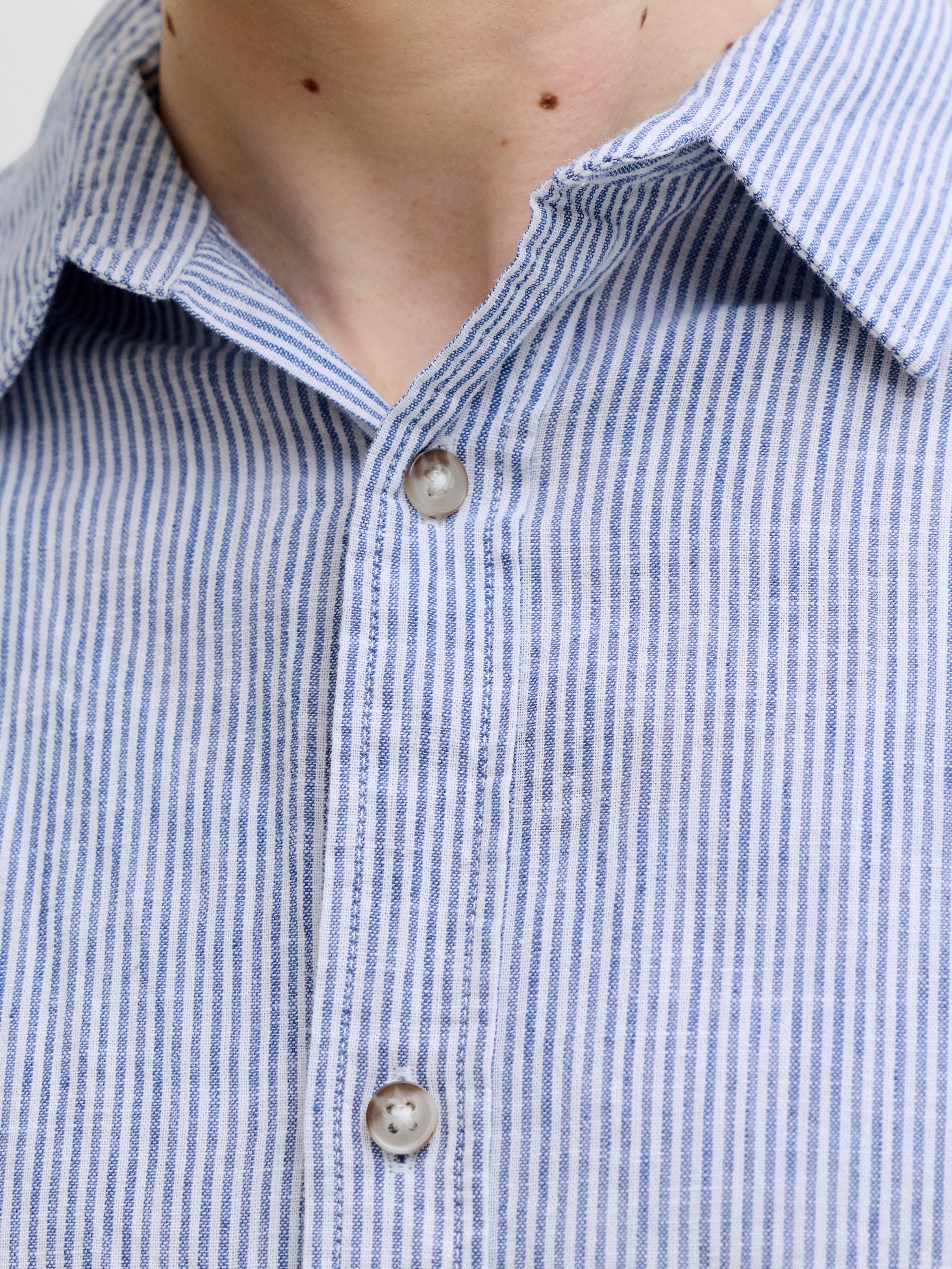 Jack & Jones Langarmhemd JJESUMMER LINEN BLEND SHIRT L/S SN Baumwollmischung, regular fit
