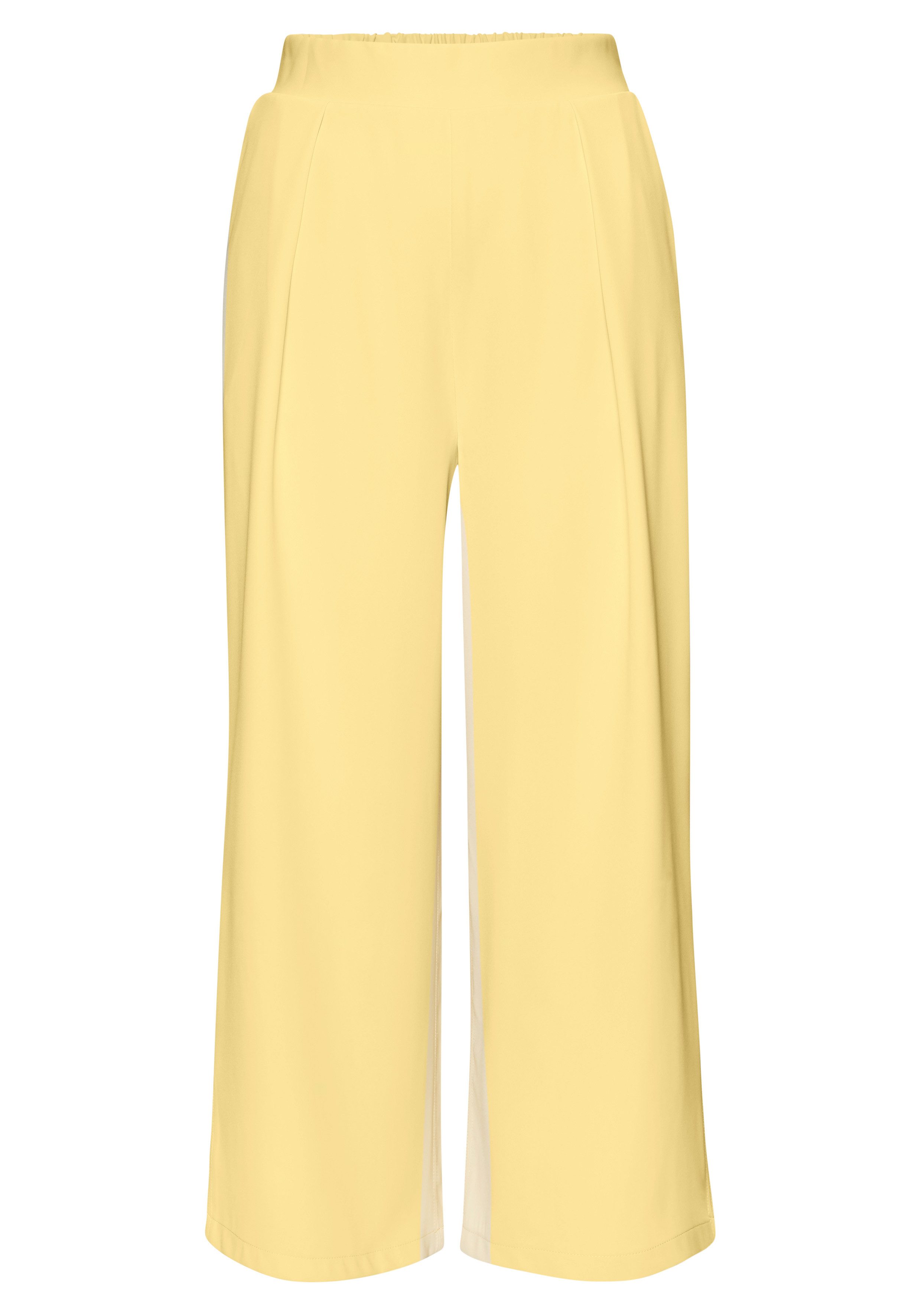 LASCANA 7/8-Hose mit modischen Bundfalten und weitem, luftigem Bein sommerlich elegante Schlupfhose aus Webware, Culotte. € 49,99