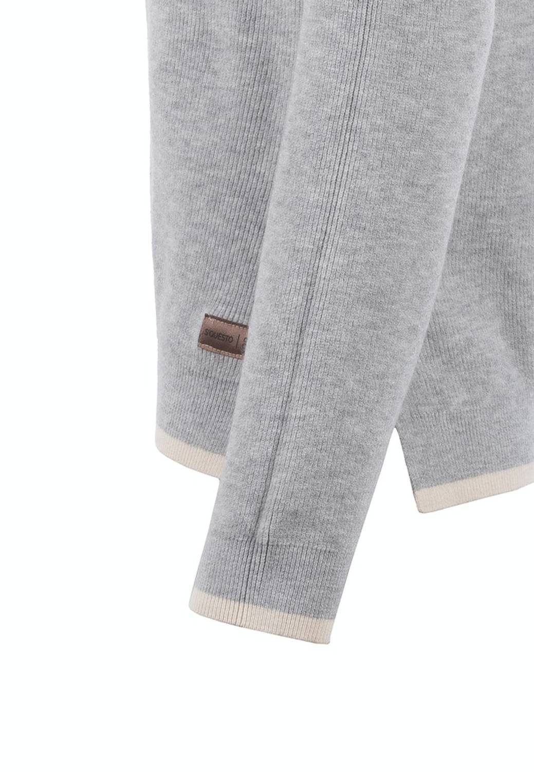 Soquesto Rundhalspullover 6920-503690-9503 Seitliche Schlitze für mehr Bewegungsfreiheit