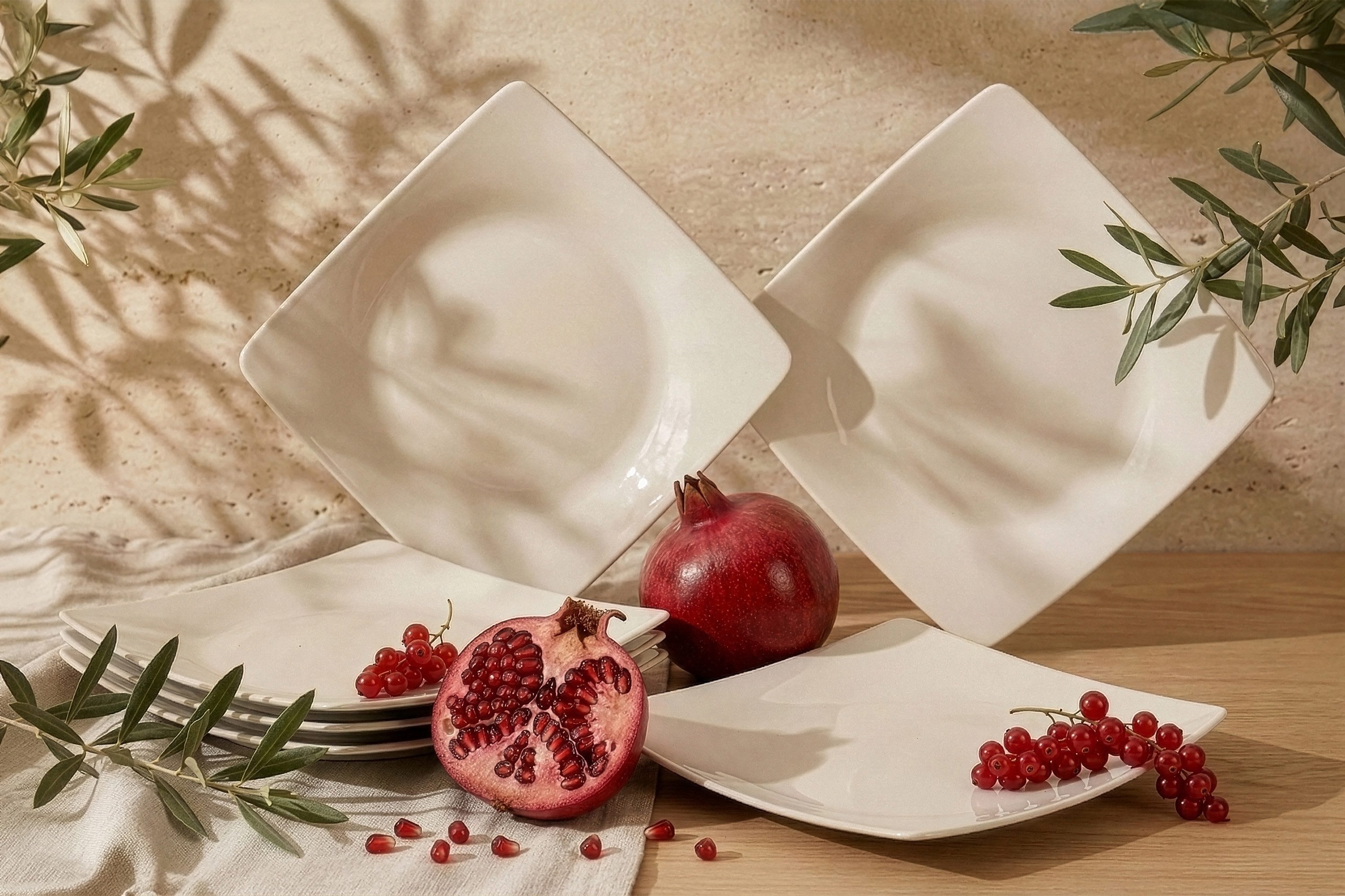 KONSIMO® Teller-Set EPIRI Geschirrset Dessertteller 6 Personen, hergestellt in der EU (6-tlg), 6 Personen, Keramik, beige, quadratisch, Spulmachinen- und Mikrowellengeeignet