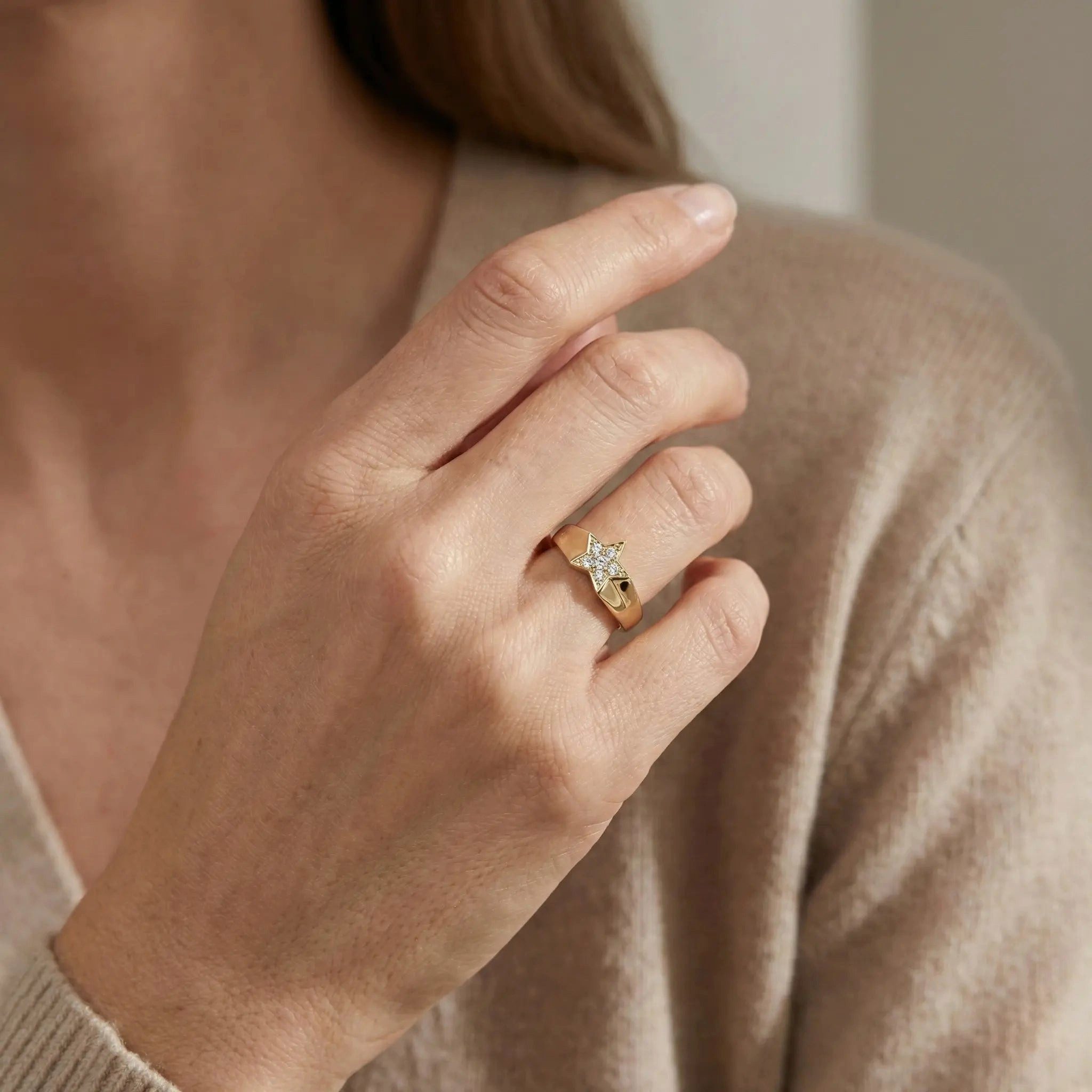 Suzan Gold Goldring Starflare Ring – Damenring aus 375 Echtgold