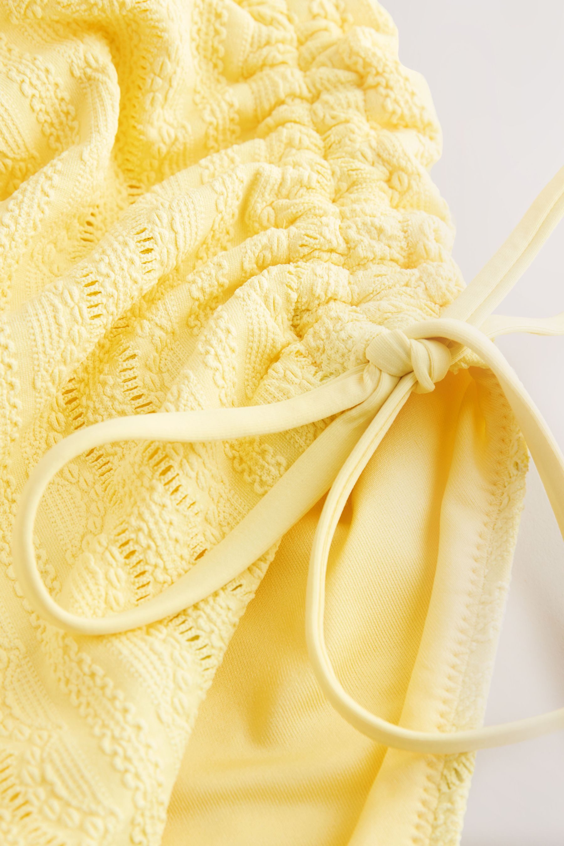 Next Badeanzug Bauchformender, verstellbarer Badeanzug, Rüschen (1-St)