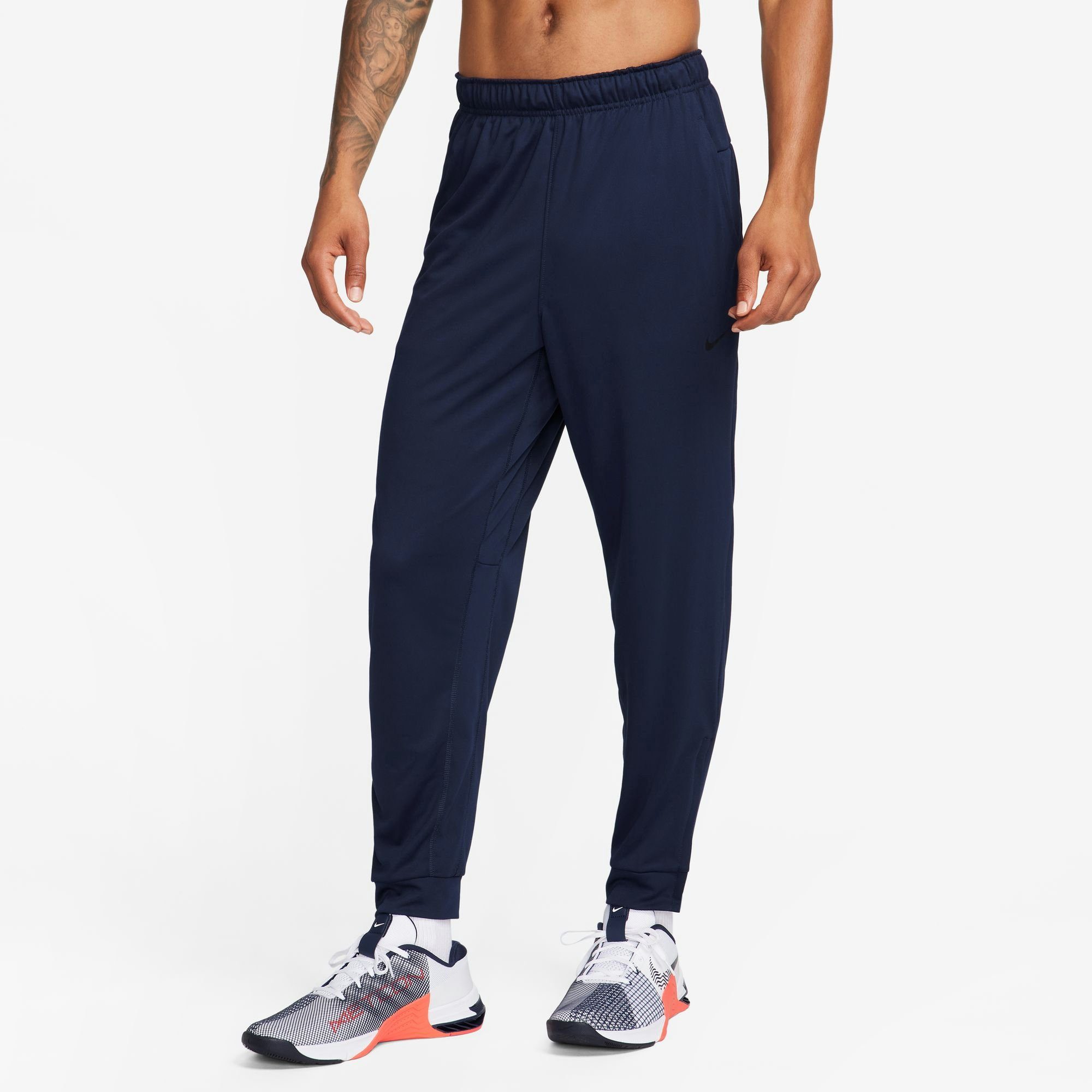 Nike Trainingshose MEN'S FITNESS PANTS DRI-FIT TAPERED OBSIDIAN/BLACK TOTALITY