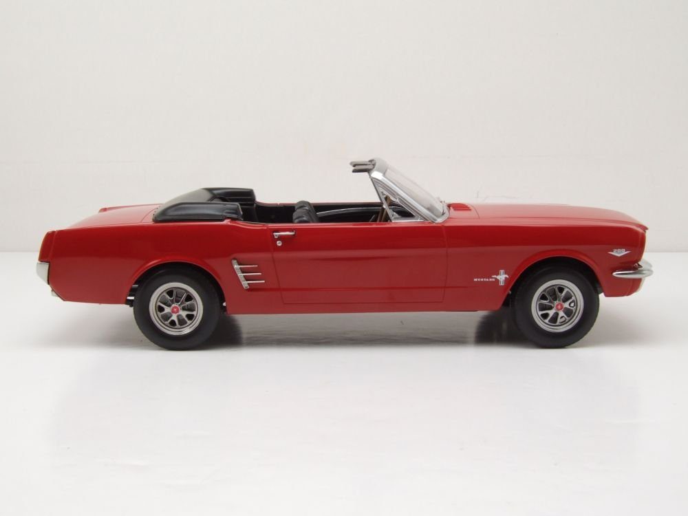 Norev Modellauto Ford Mustang Convertible 1966 rot, Maßstab 1:18
