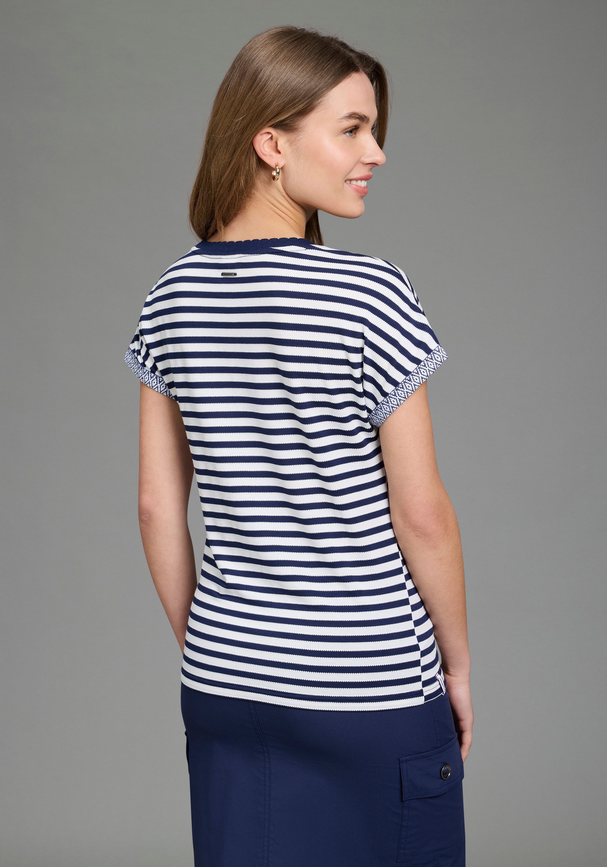 KangaROOS T-Shirt Kurzarmshirt, maritim, verspielte Details