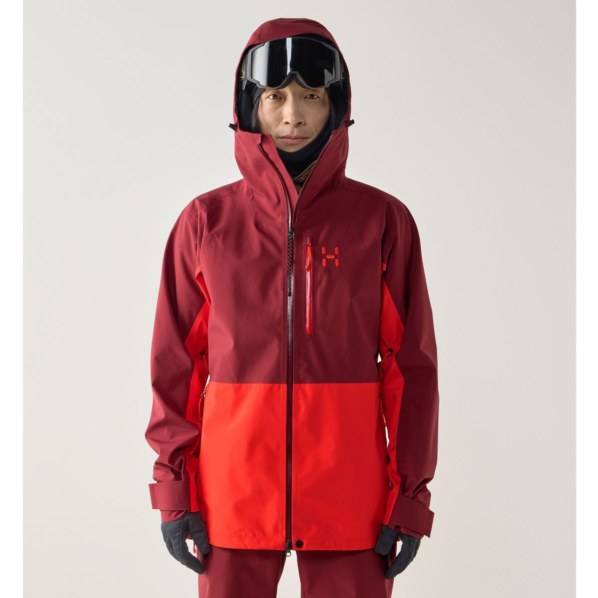 Haglöfs Skijacke Alper Proof Jacket Men Wetterfeste Herrenjacke für Outdoor-Abenteuer mit 3-Lagen-Schutz
