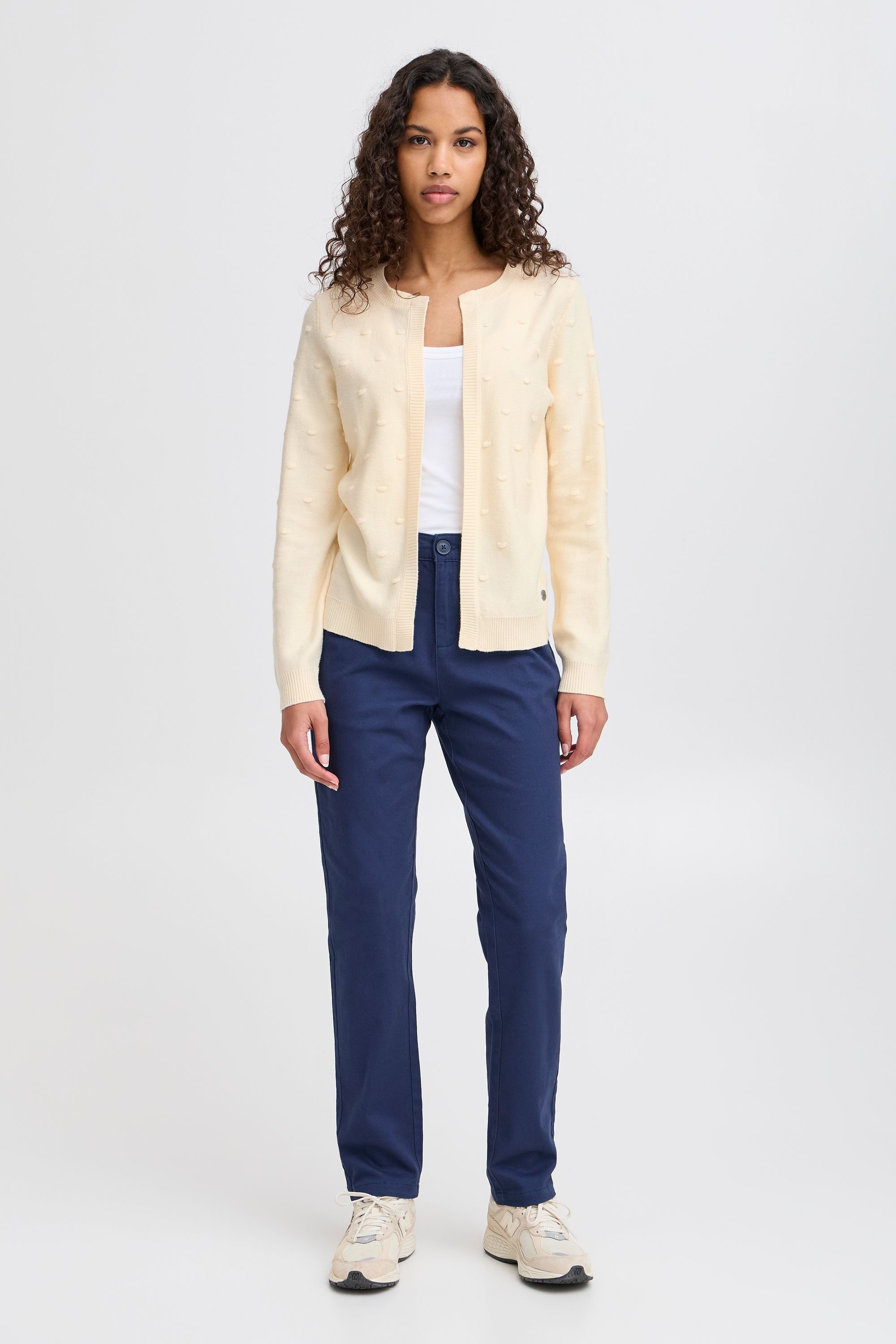 OXMO Strickjacke OXKalotta Strickjacke mit Punktmuster