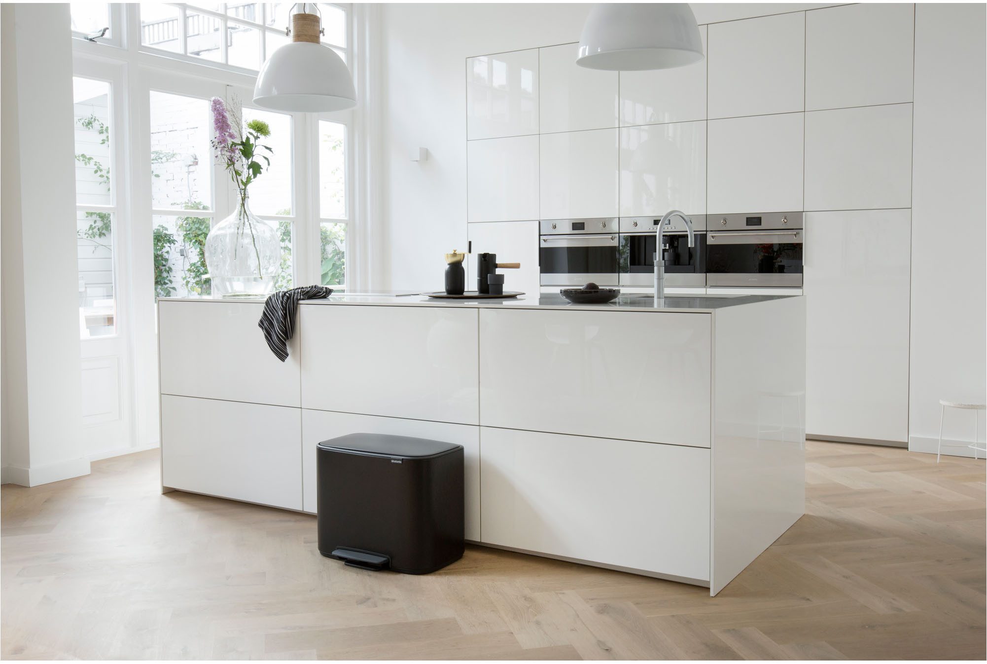 Brabantia Mülleimer Bo Treteimer, 11 + 23L, sanft schließender Deckel, mit leichter Pedalbedienung