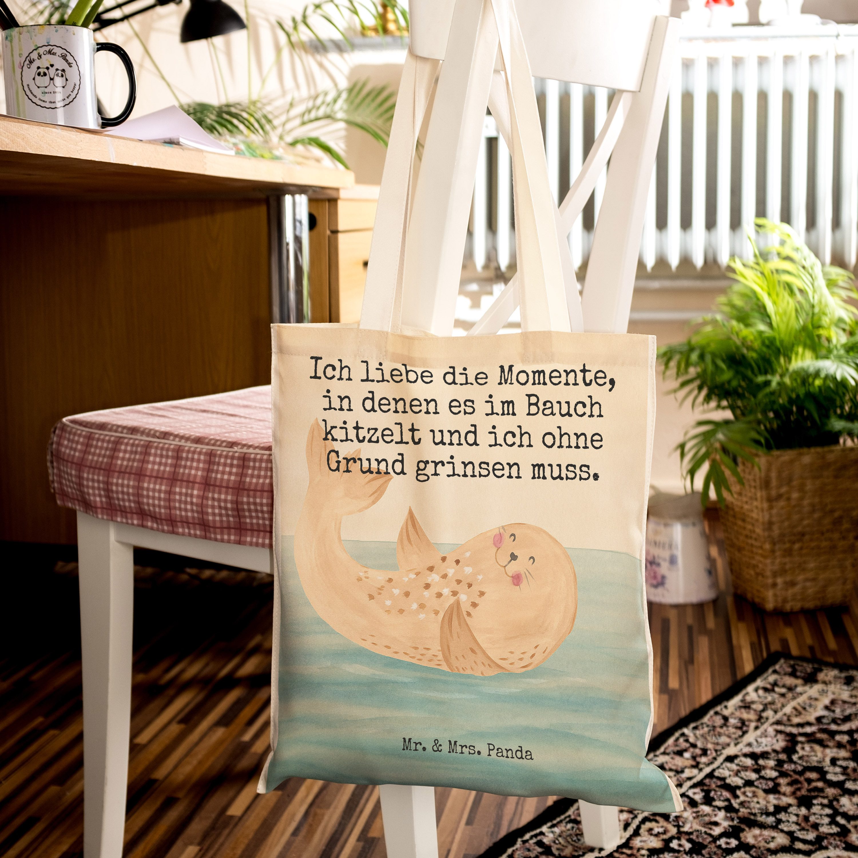 Mr. & Mrs. Panda Tragetasche Robbe Liegen Design, Stofftragetasche, Weiß, Einkaufstasche, Robben, (Packung), Tragetasche Freude Nordsee