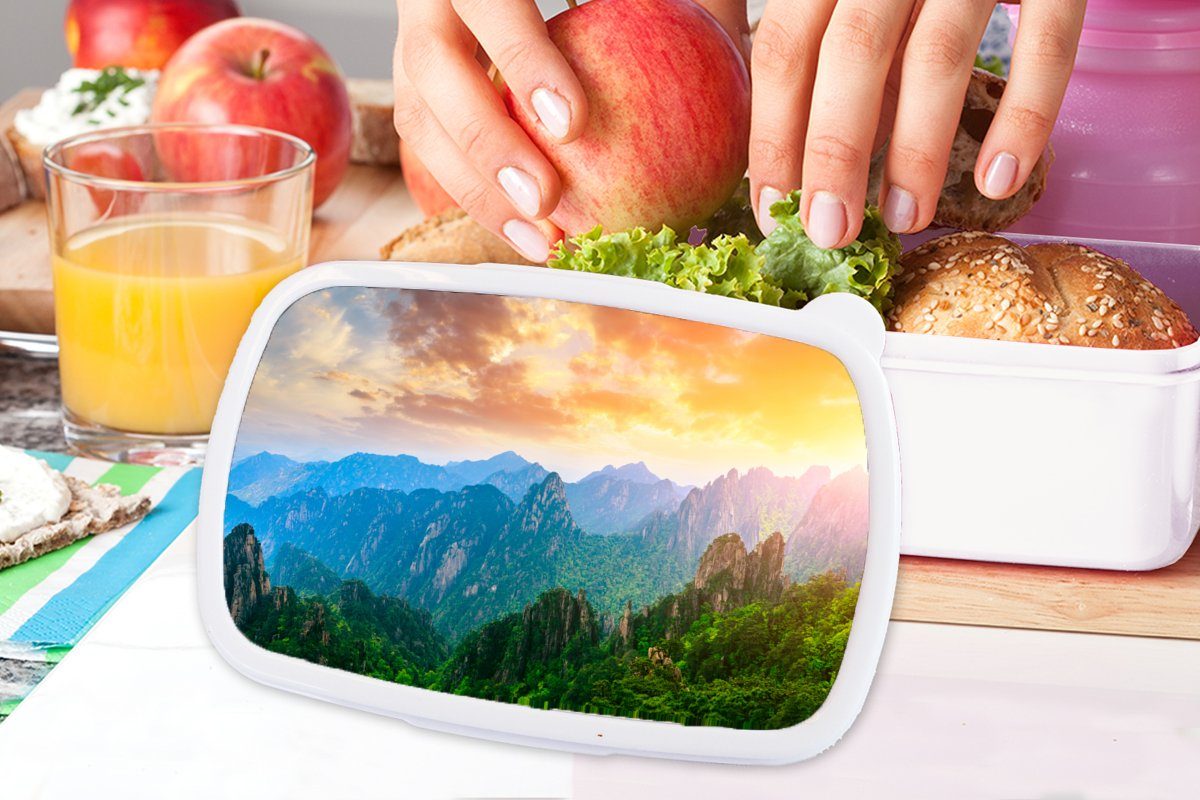 MuchoWow Lunchbox Berge - für weiß und - Bäume und Kunststoff, Jungs Brotdose, Natur, Kinder für Brotbox Sonnenuntergang - (2-tlg), Mädchen Erwachsene