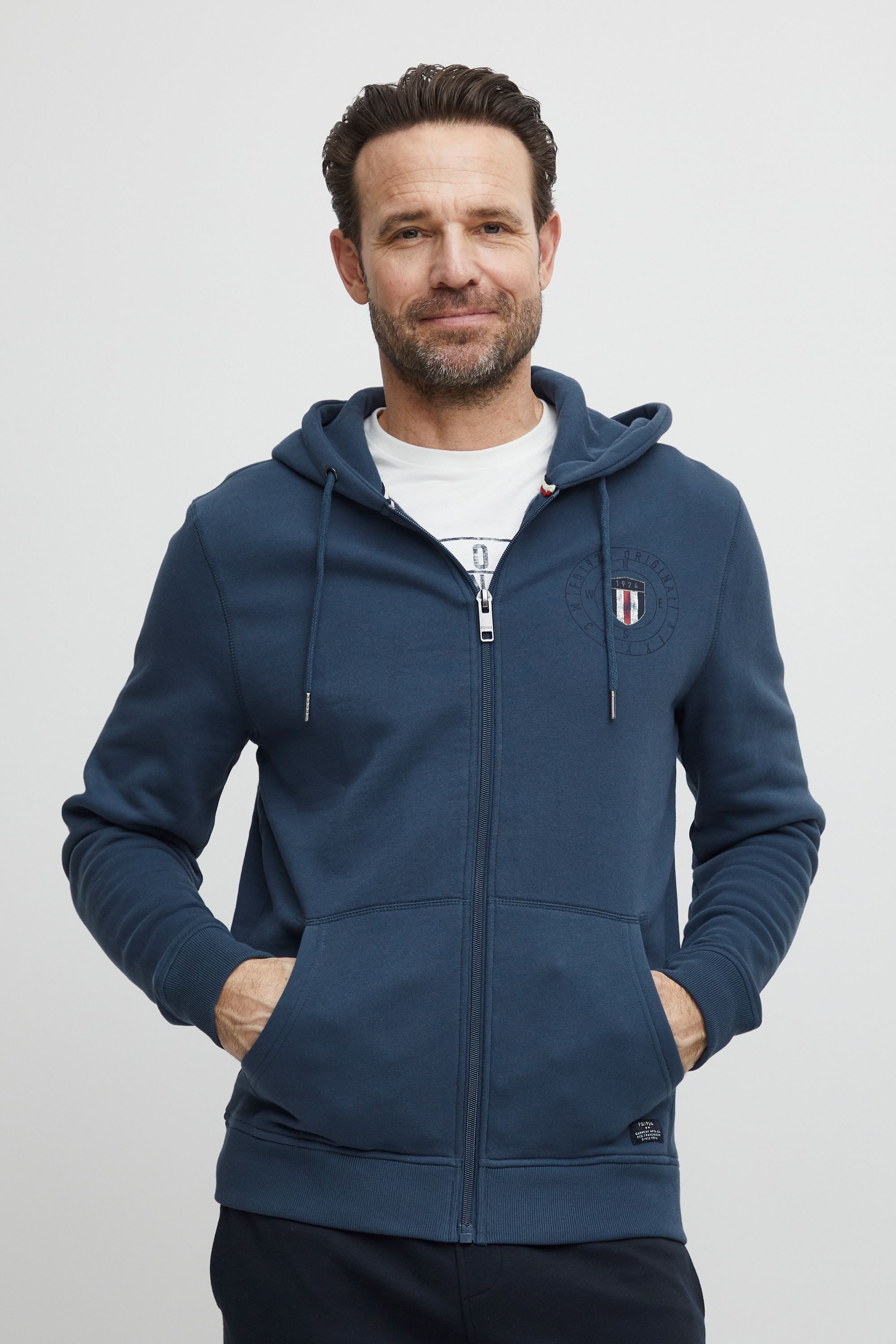 FQ1924 Kapuzensweatjacke FQBirger Modischer Pullover günstig online kaufen