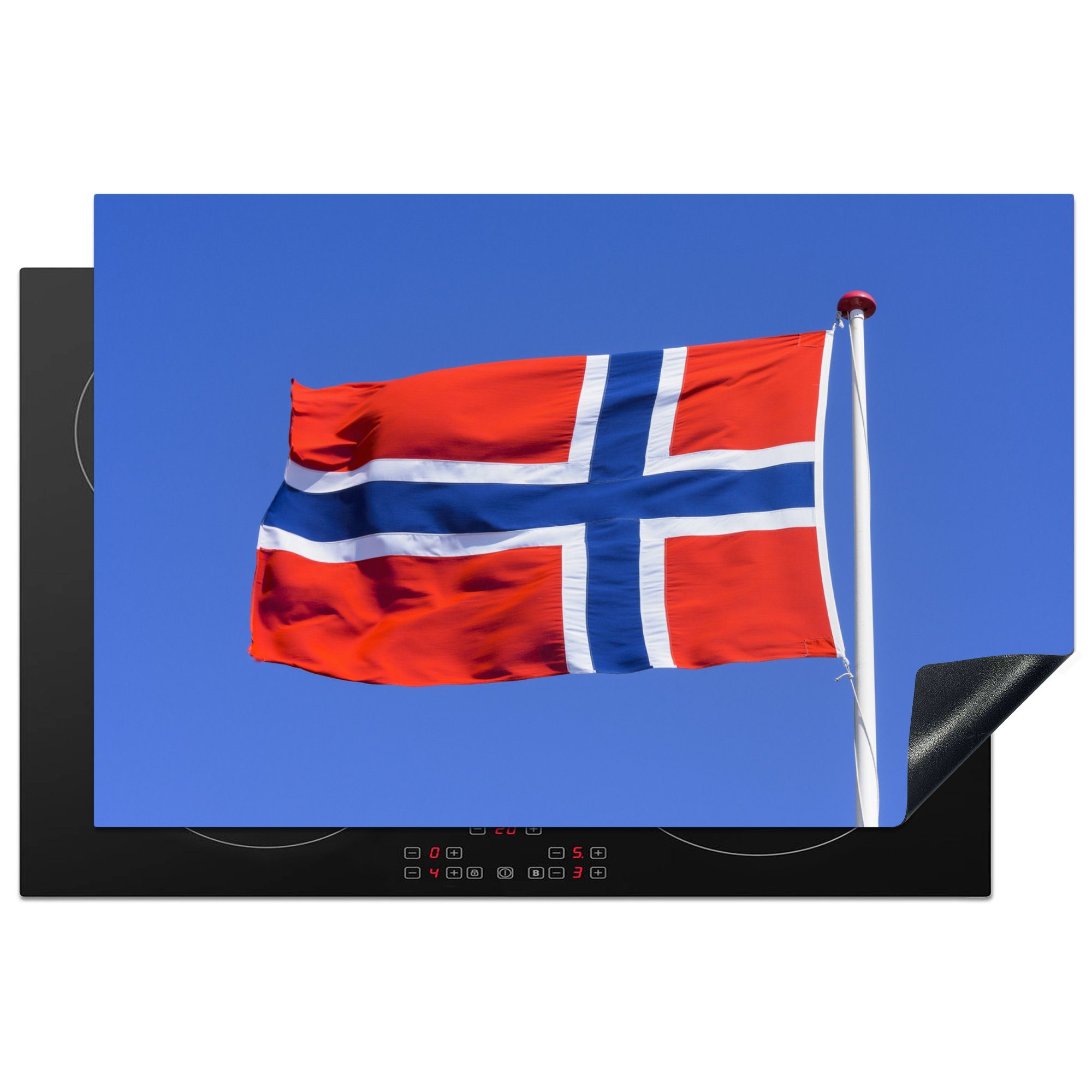 MuchoWow Herdblende-/Abdeckplatte Norwegische Flagge am blauen Himmel, Vinyl, (1 tlg), 81x52 cm, Induktionskochfeld Schutz für die küche, Ceranfeldabdeckung