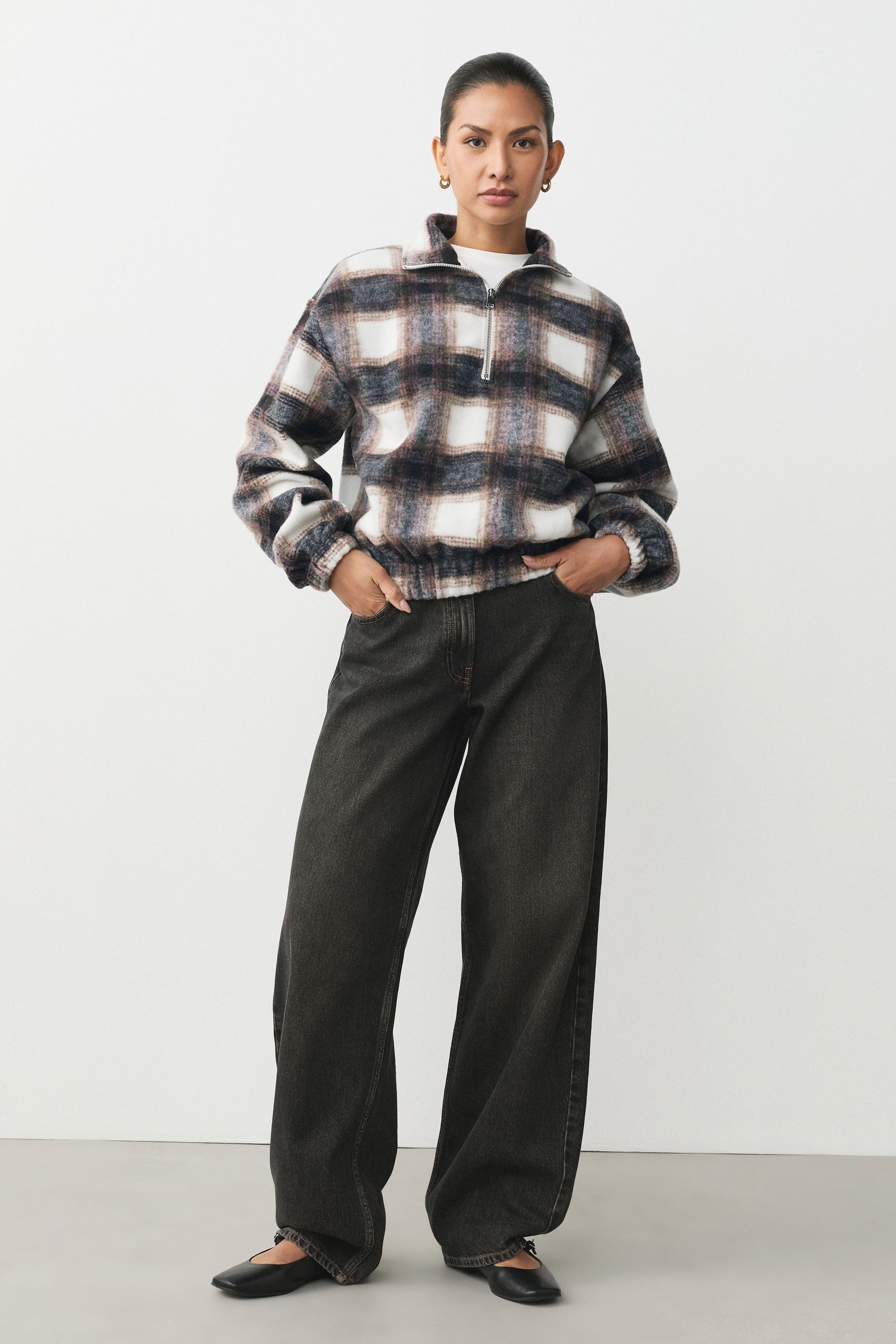 Next Fleecejacke Gerippte, karierte Fleecejacke mit Ballonsaum (1-St)