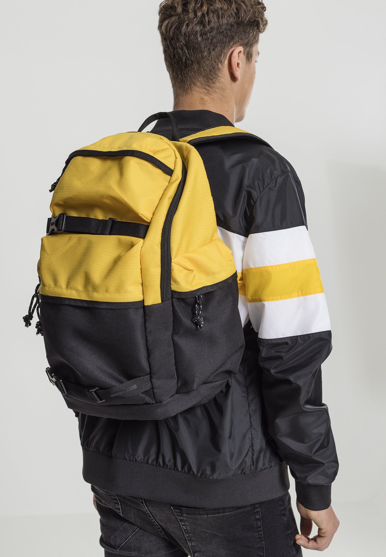 URBAN CLASSICS Rucksack Unisex Backpack Colourblocking chrome yellow/black/black | Rucksäcke