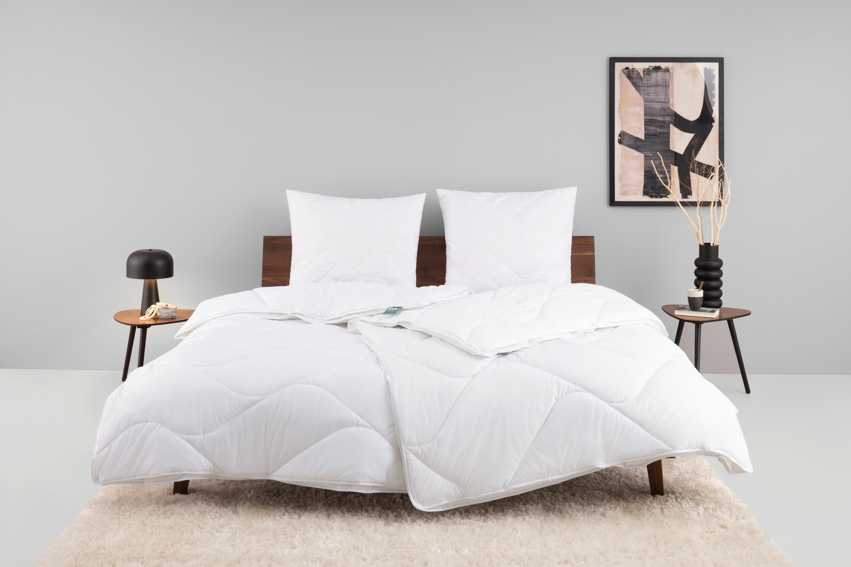 fan Microfaserbettdecke + Kopfkissen Bettwaren-Set in 135x200 cm, für Sommer oder 4-Jahreszeiten, Füllung: Faserbällchen (Kopfkissen), Bezug: Microfaser – Bild 2 von 5