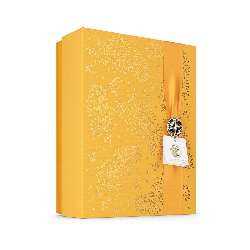 Rituals Pflege-Geschenkset Luxus-Pflegeset Limited Edition Mehr Geschenkset L 2025, 4-tlg., 4-teiliges Pflegeset mit Duschschaum, Body Cream, Kerze & Duftstäbchen