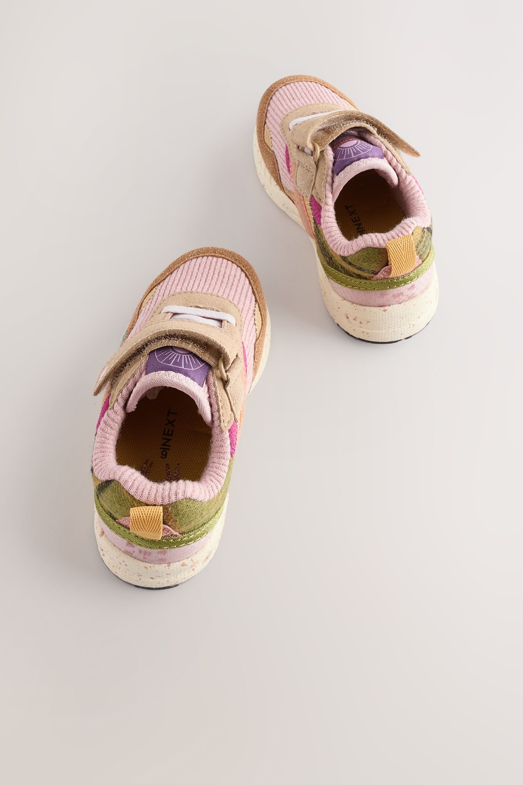 Next Sneaker Klettverschluss und Elastikschnürsenkel Sneaker (1-tlg)