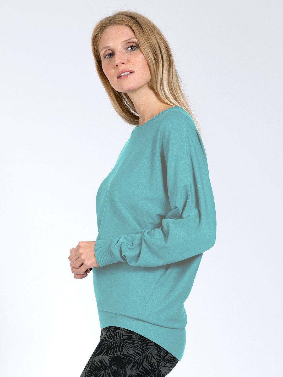 Magadi Yoga & Relax Shirt Anna aus weichem Naturmaterial