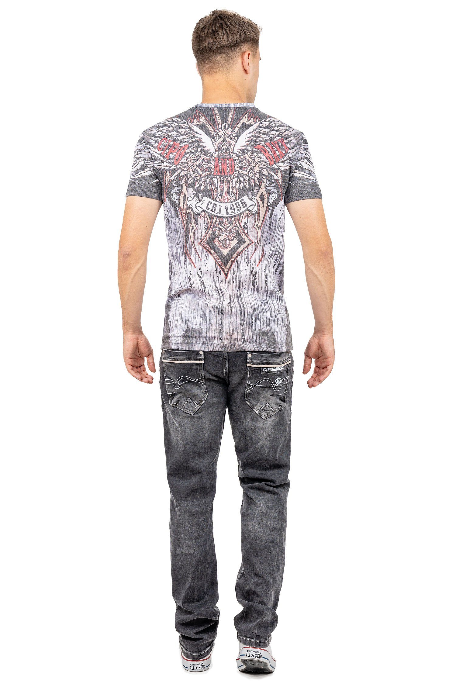 Cipo & Baxx Print-Shirt Auffälliges Kurzarm T-Shirt BA-CT746 mit Coolem Wings Kreuz Print