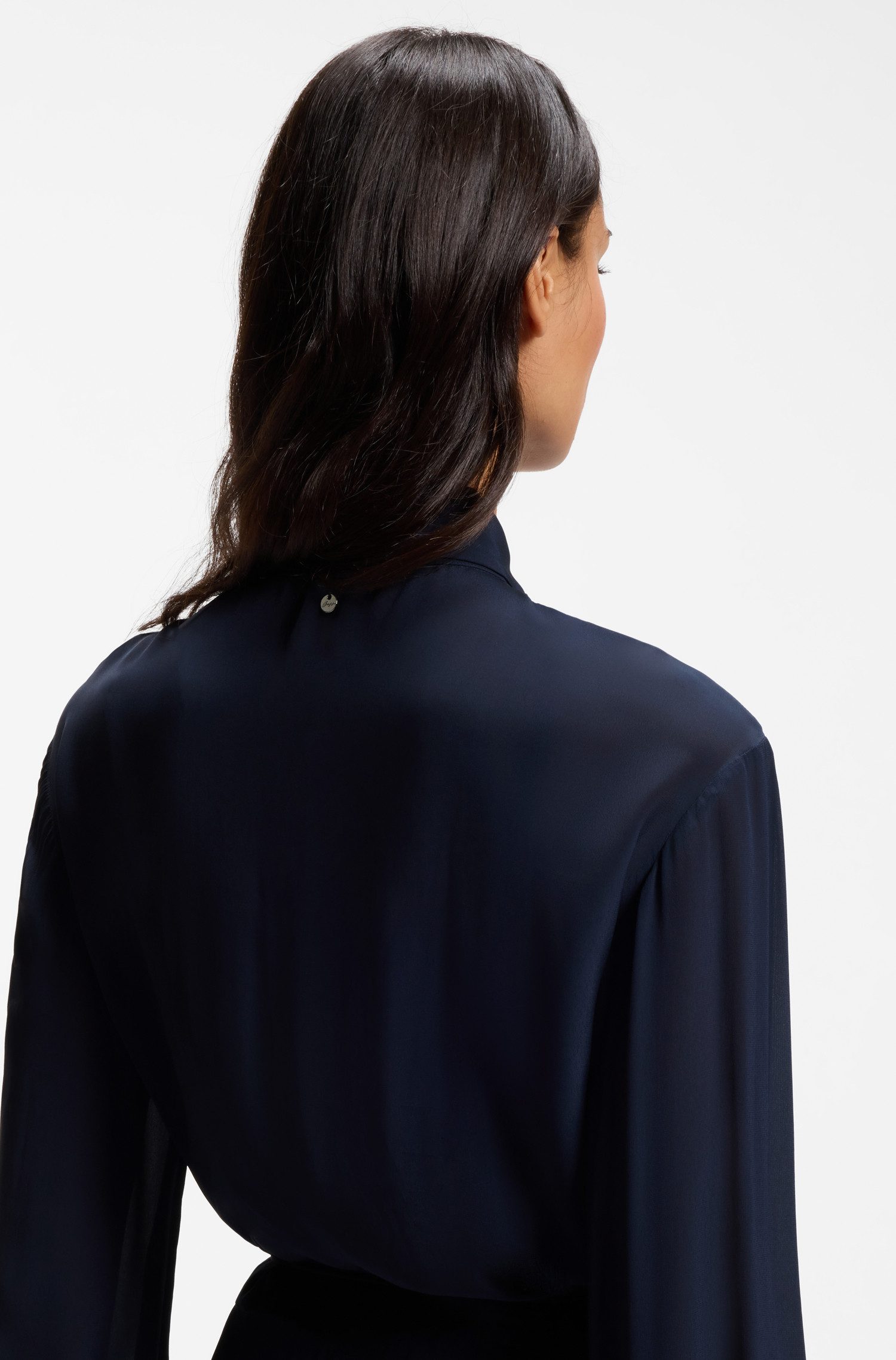 BOSS ORANGE Hemdblusenkleid Dristella Premium Damenmode aus Crêpe de Chine, Midi-Länge