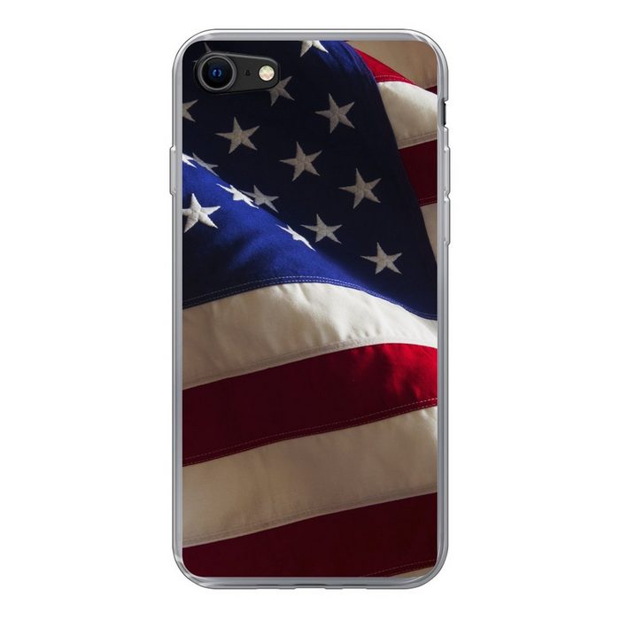 MuchoWow Handyhülle Ausschnitt aus einer Flagge der Vereinigten Staaten Handyhülle Apple iPhone SE (2020) Smartphone-Bumper Print Handy