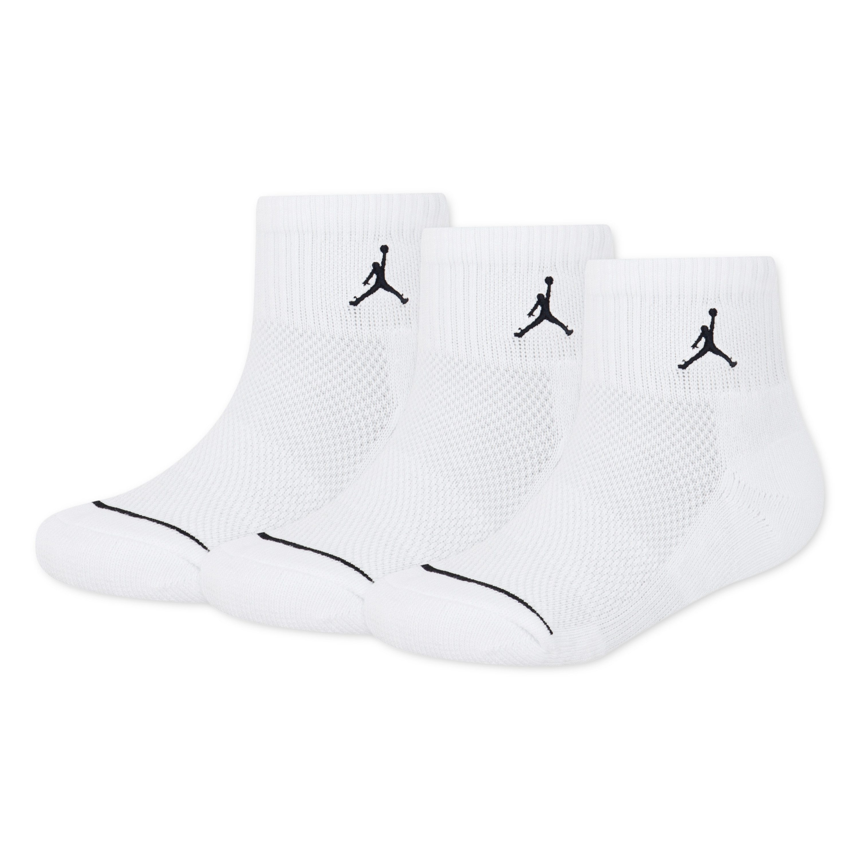 Jordan Socken JHN JD ED ELVD 3PK ANKLE (3-Paar) im 3er-Pack, unifarbenes Design, für sportive Aktivitäten geeignet