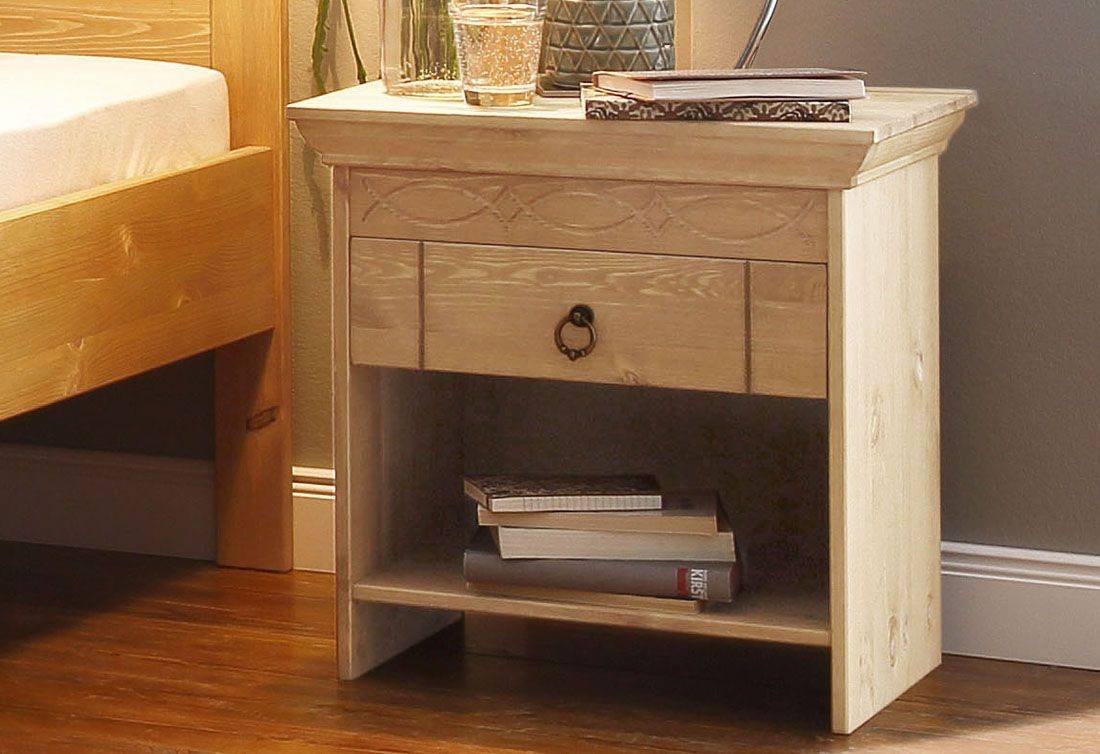 OTTO home Nachtkommode Indra, Nachttisch mit dekorativen Fräsungen, Breite: 50 cm