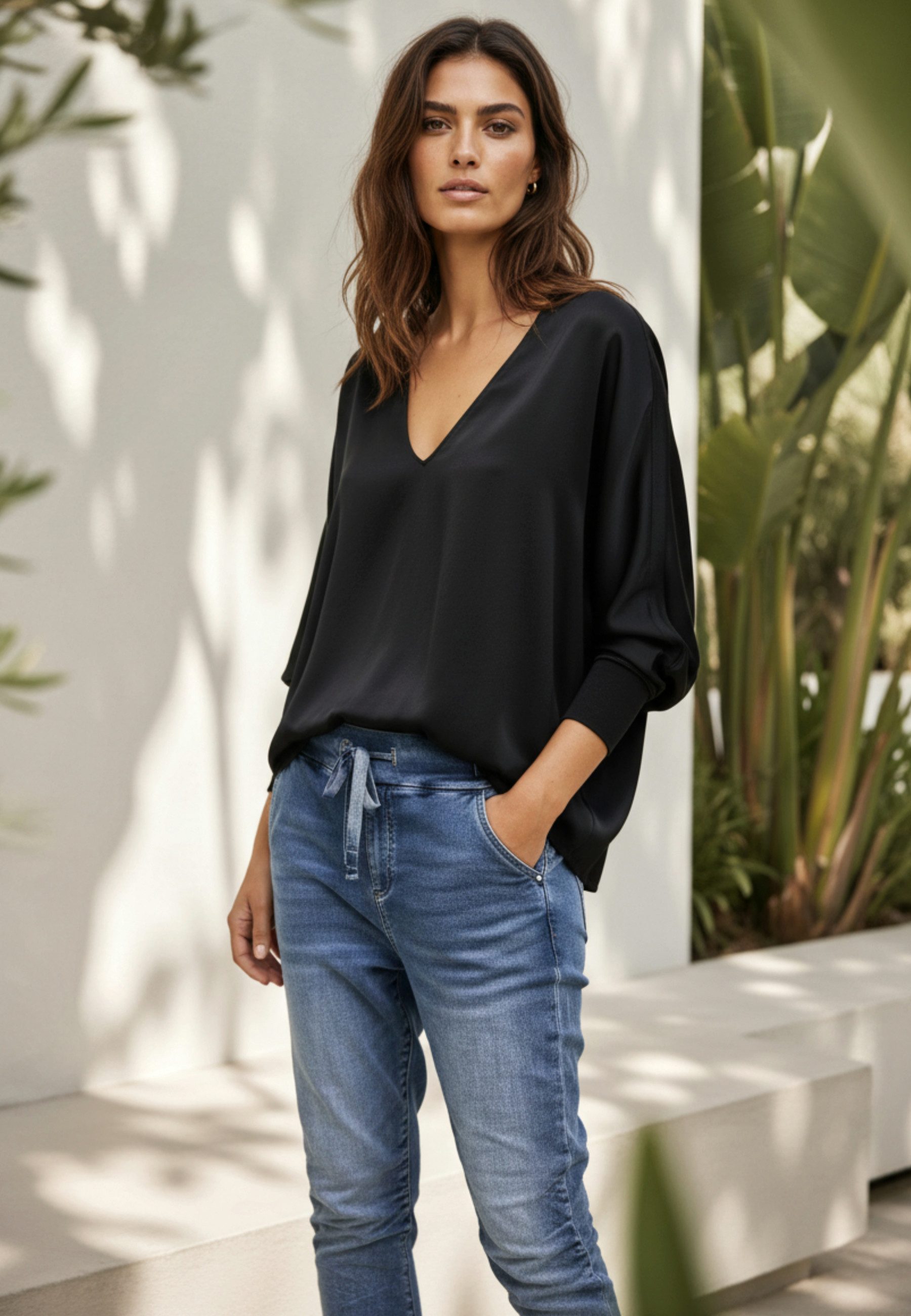 Andijamo-Fashion Schlupfbluse CHARMING Satinbluse mit dezentem Glanz