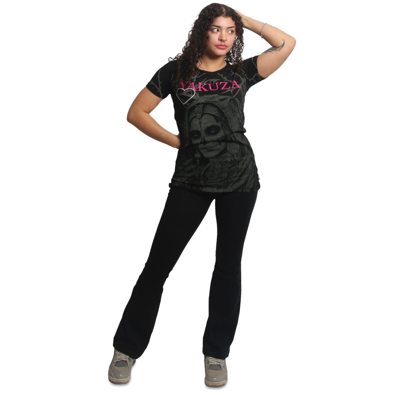 YAKUZA Rundhalsshirt Thorns mit verlängertem Rückenteil
