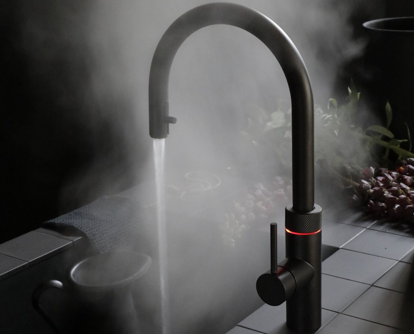 QUOOKER Küchenarmatur Trinkwassersystem Zugauslauf VAQ 2 mit QUOOKER (3XBLKCUBE) Schwarz (2-St) CUBE Kochendwasserhahn 100°C FLEX mit PRO3