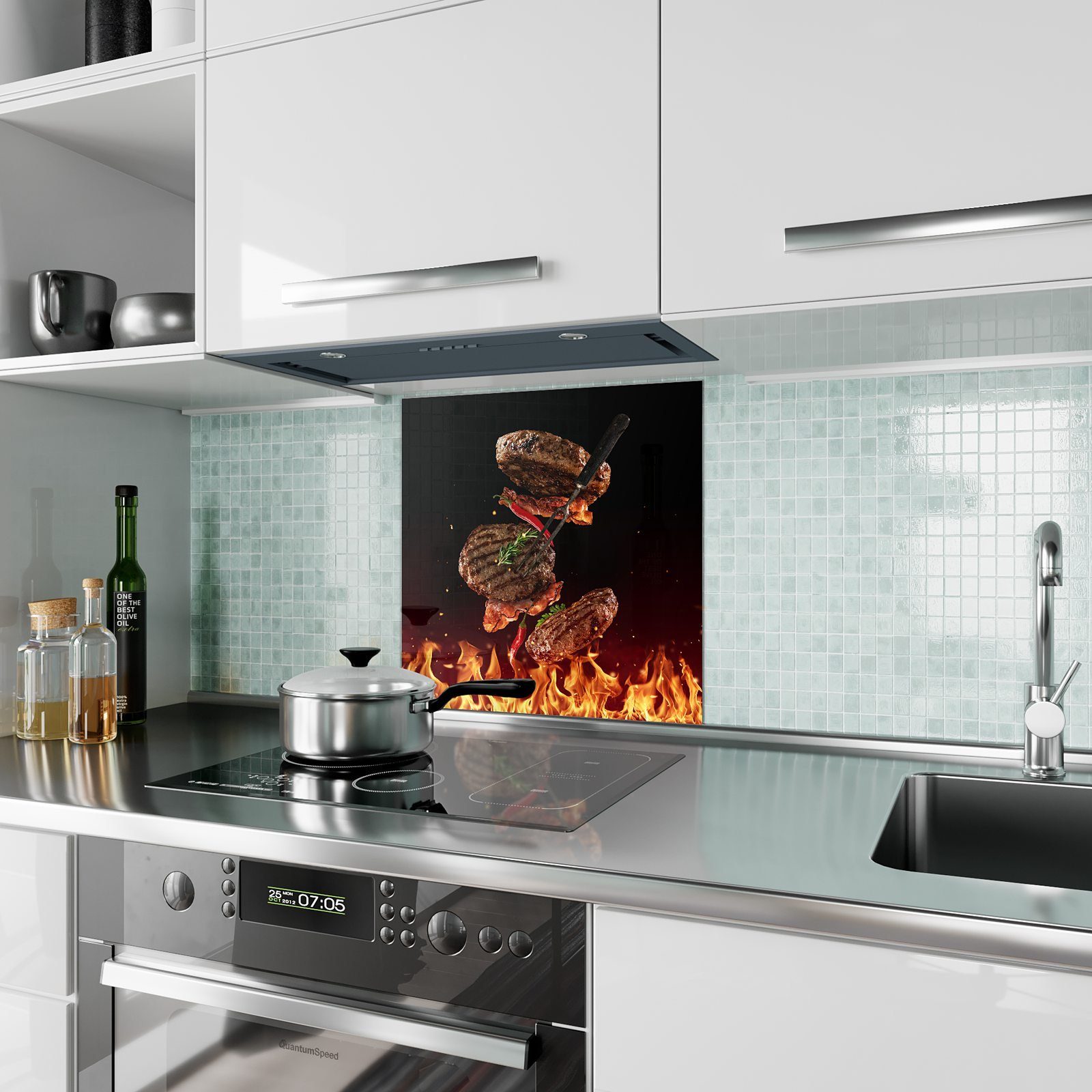 Grill Glas Heisser Primedeco Motiv mit Küchenrückwand mit Küchenrückwand Burger Spritzschutz