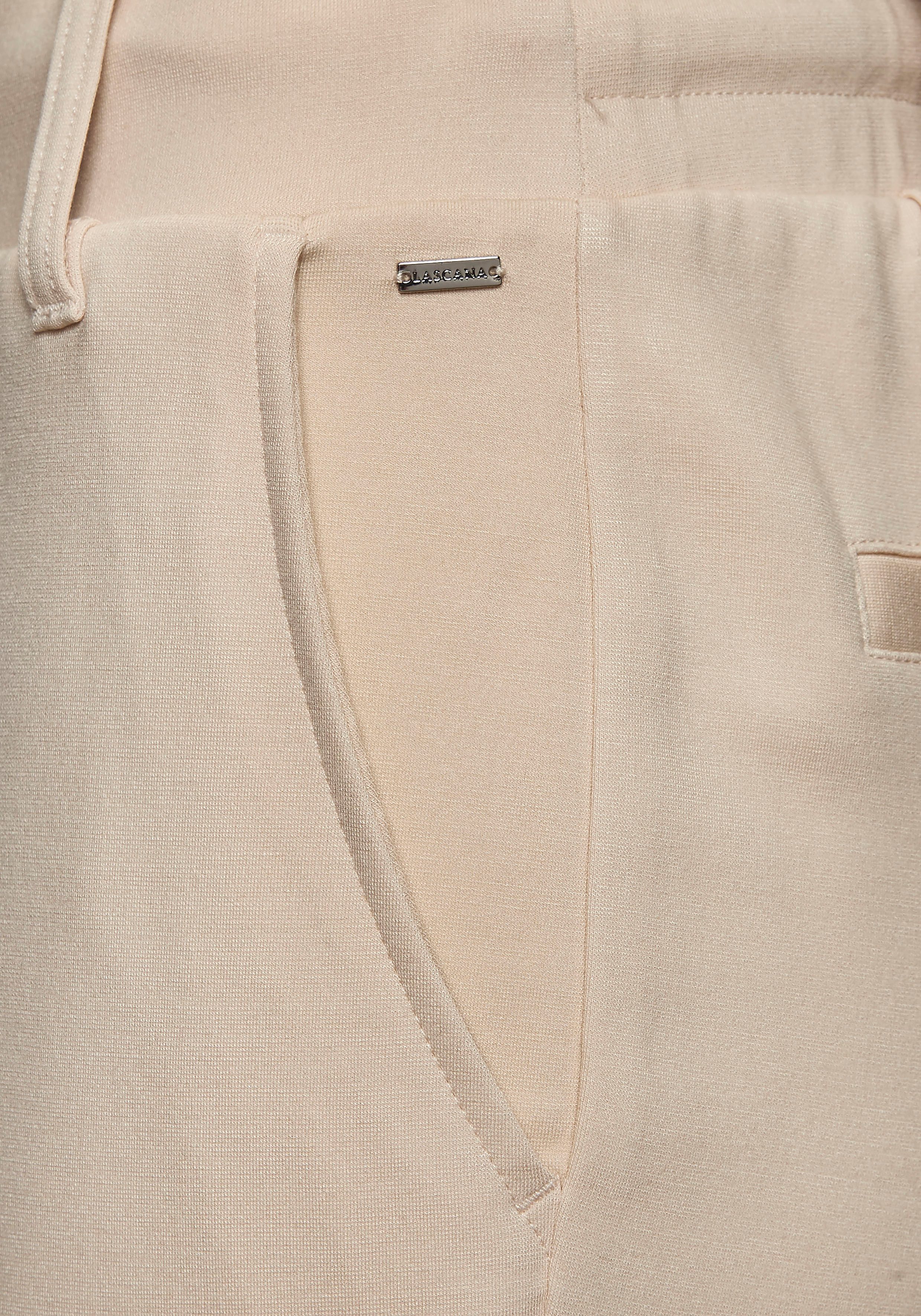 LASCANA Caprileggings mit seitlichen Taschen, Loungewear