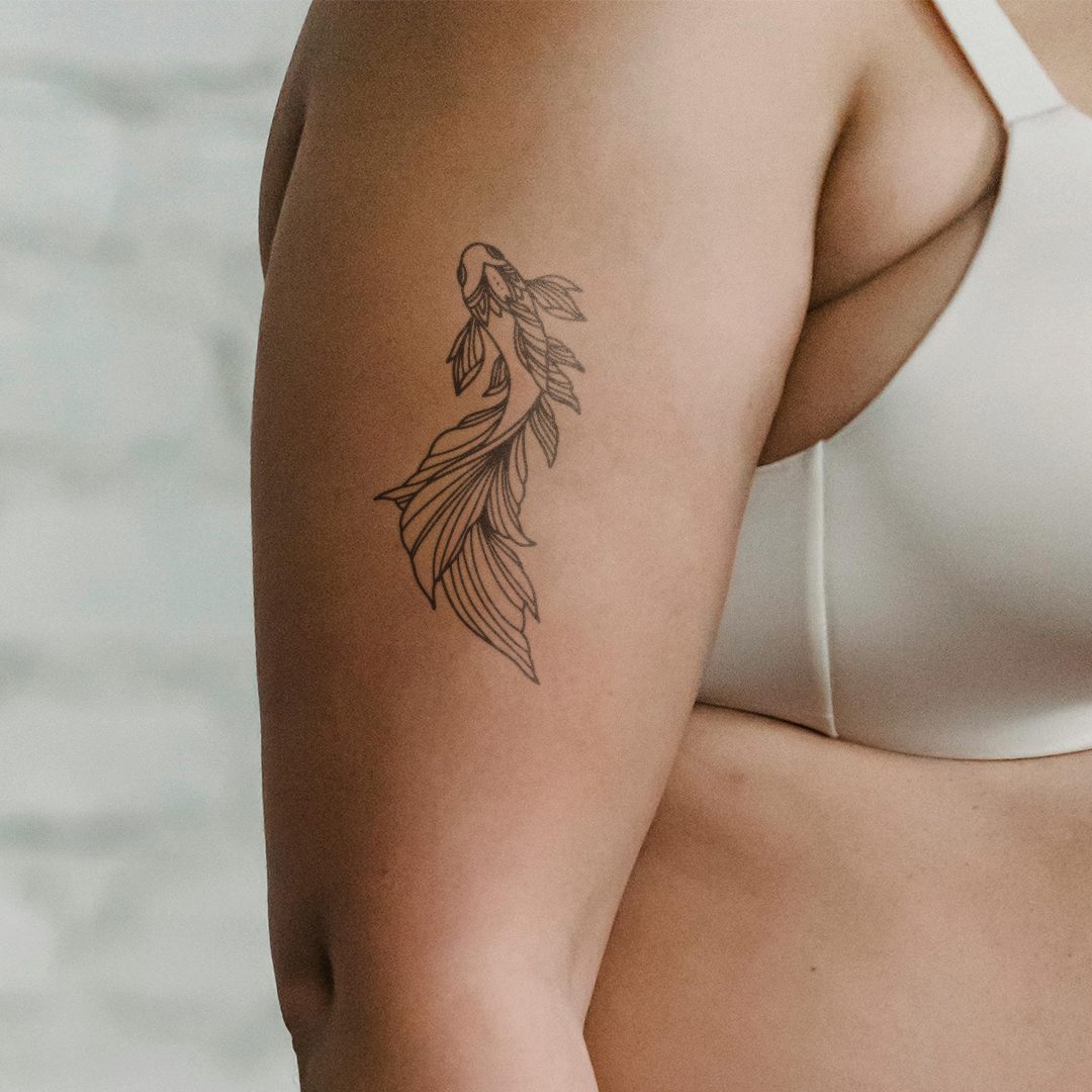 Inkster Schmuck-Tattoo Großer Goldfisch Tattoo, wasserfestes temporäres Tattoo, 2 Wochen Halt