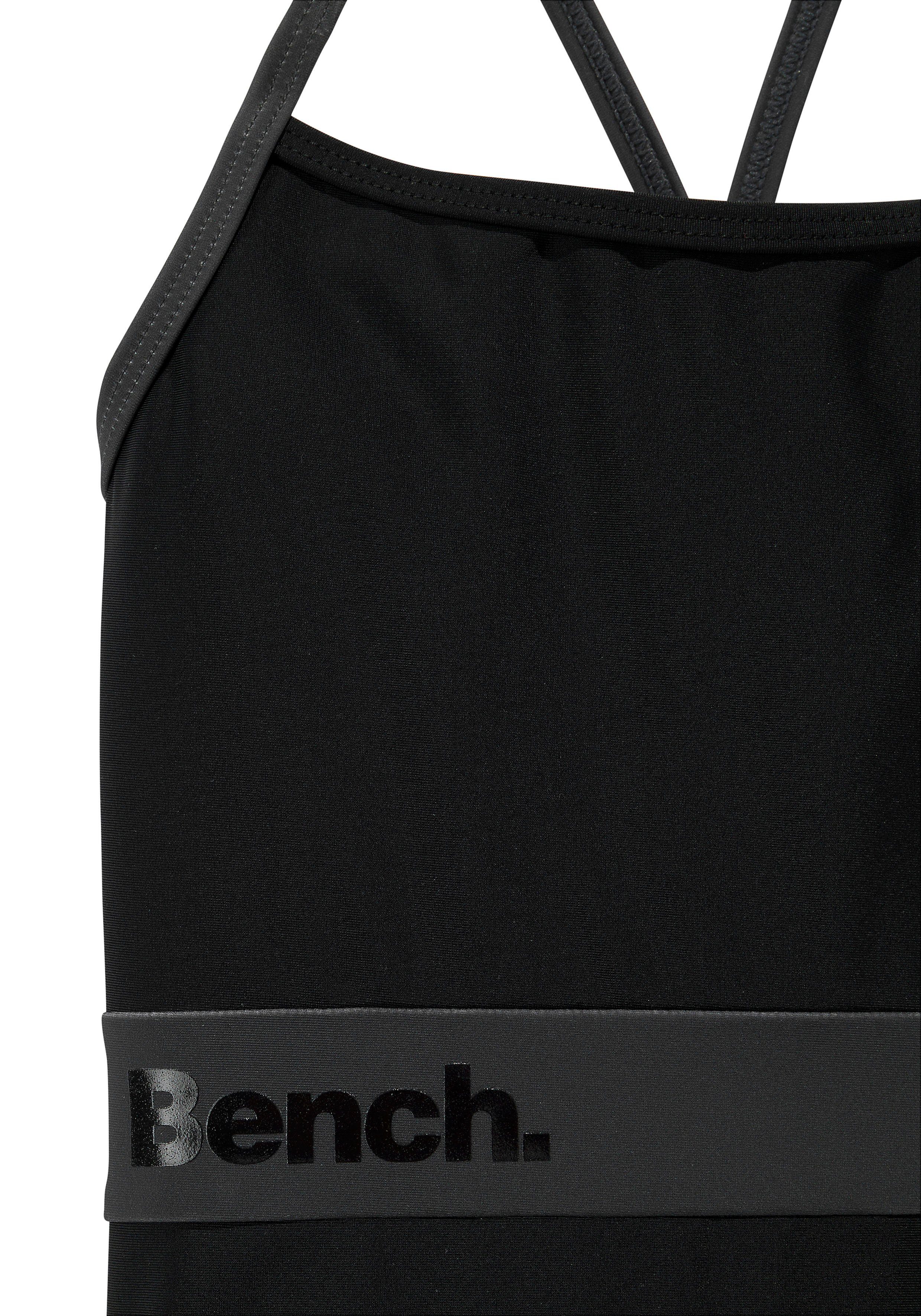 Bench. Badeanzug Racerback, mit recyceltem Polyamid