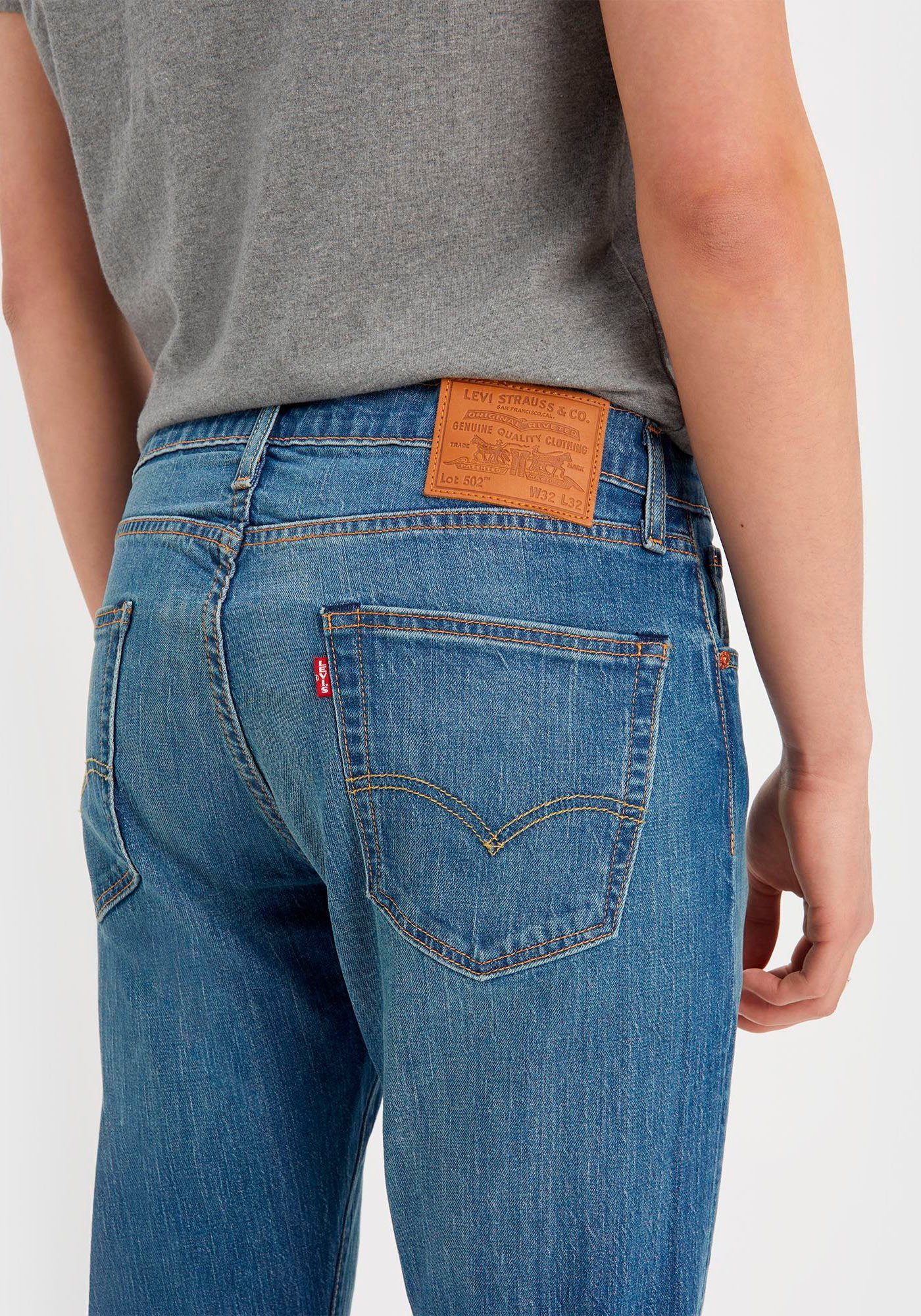 Levi's® Tapered-fit-Jeans 502 TAPER in elegantem, günstig online kaufen
