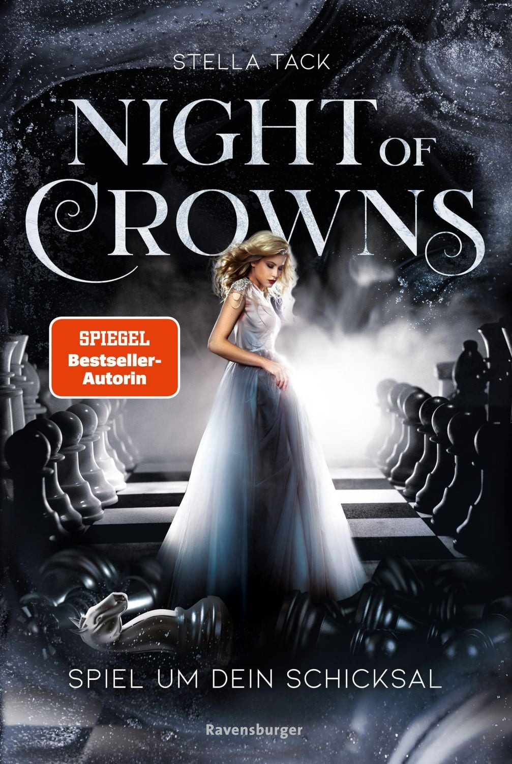 Jugendbuch Night of Crowns, Band 1 - Spiel um dein Schicksal Stella Tack
