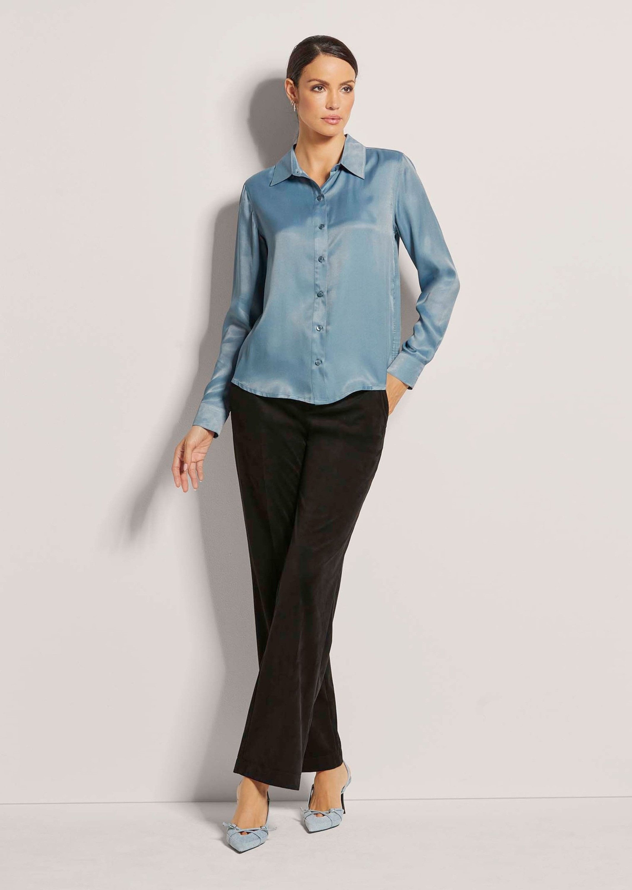 Hemdbluse Elegante Viskosebluse mit Hemdkragen