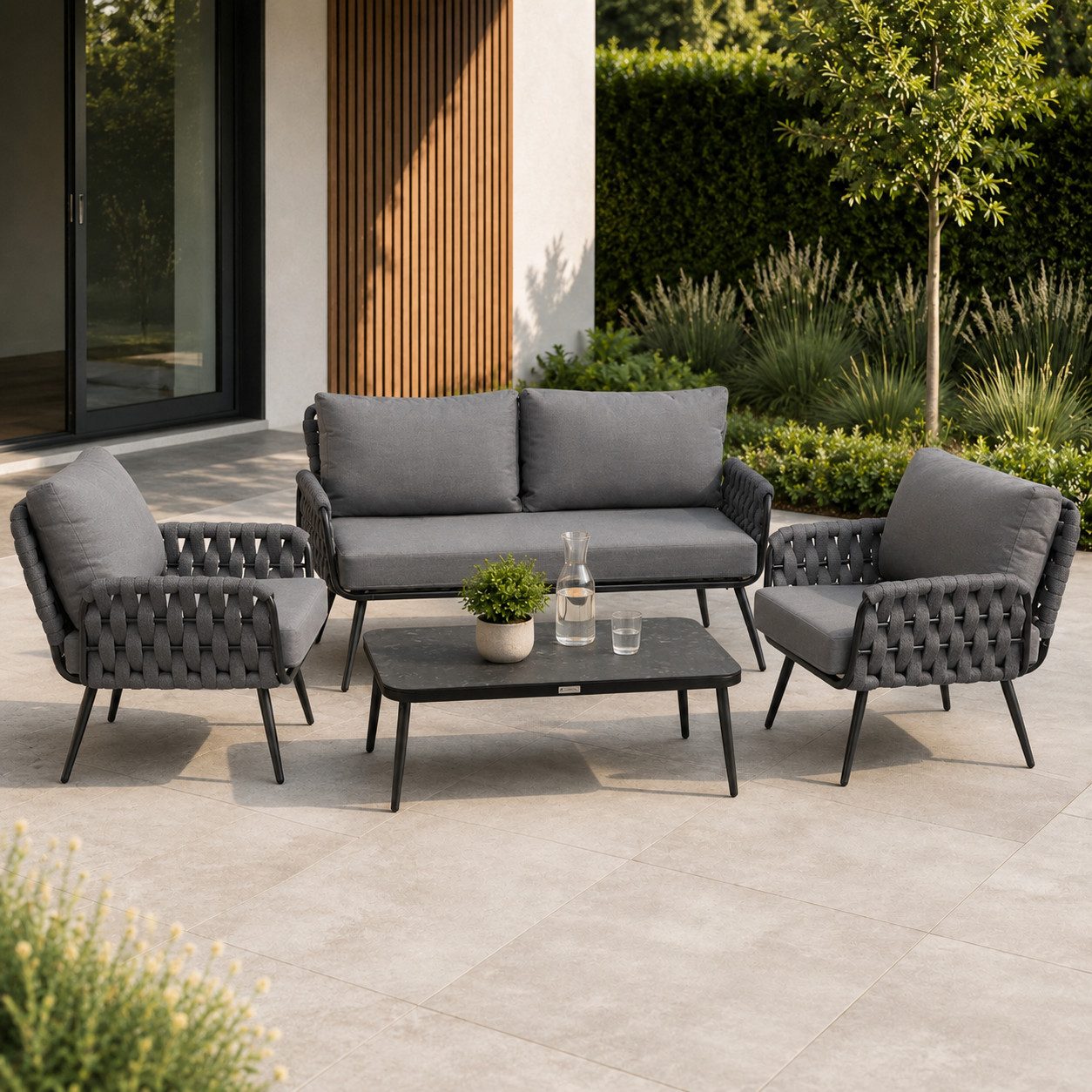 Greemotion Gartenlounge-Set Madeira mit Stühlen Gartenmöbel-Set Aluminium Grau inkl. Esstisch, (4-tlg), inkl. Kissen